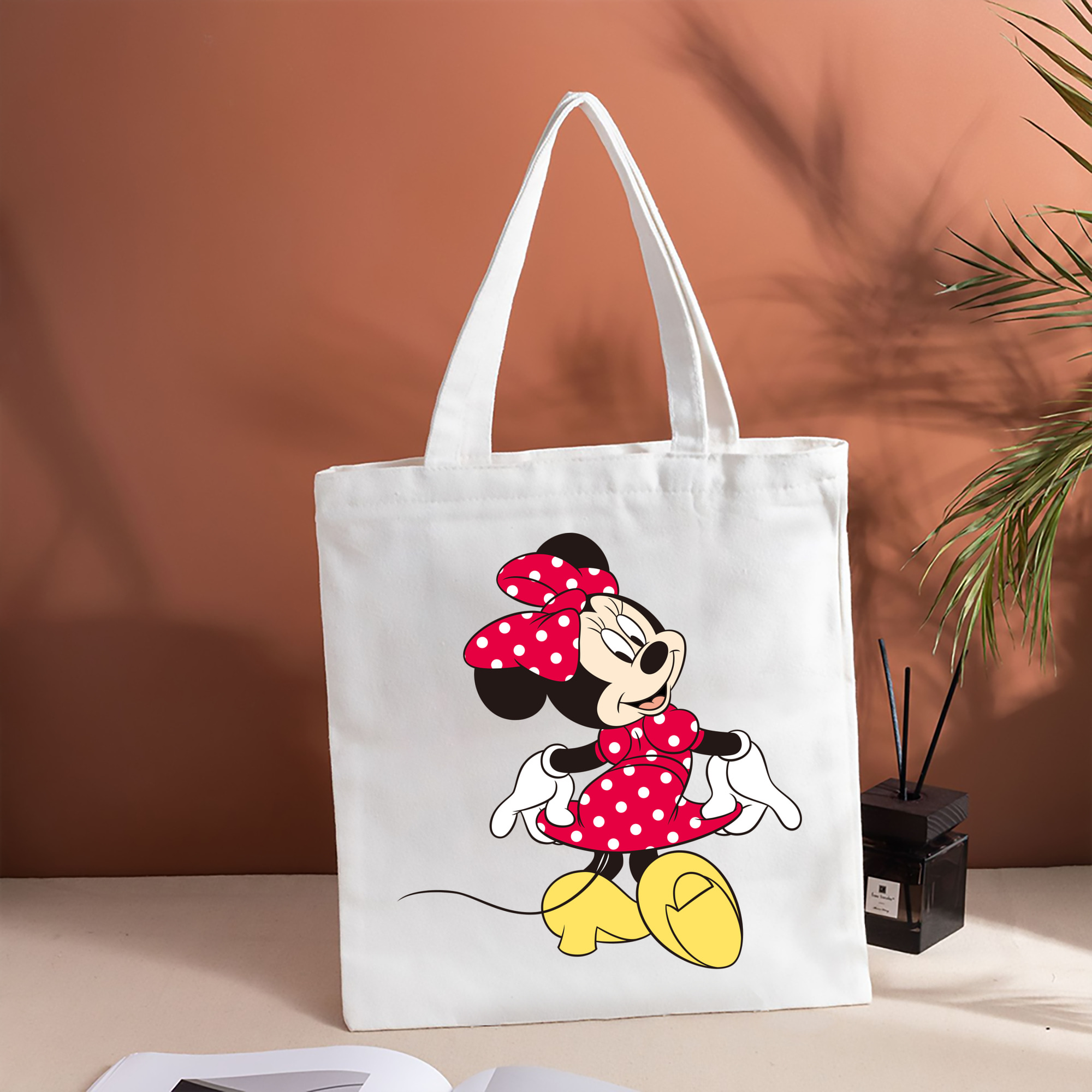 ミッキーマウス Mickey Mouse 縦型キャンバス生地手提げバッグ　トートバッグ