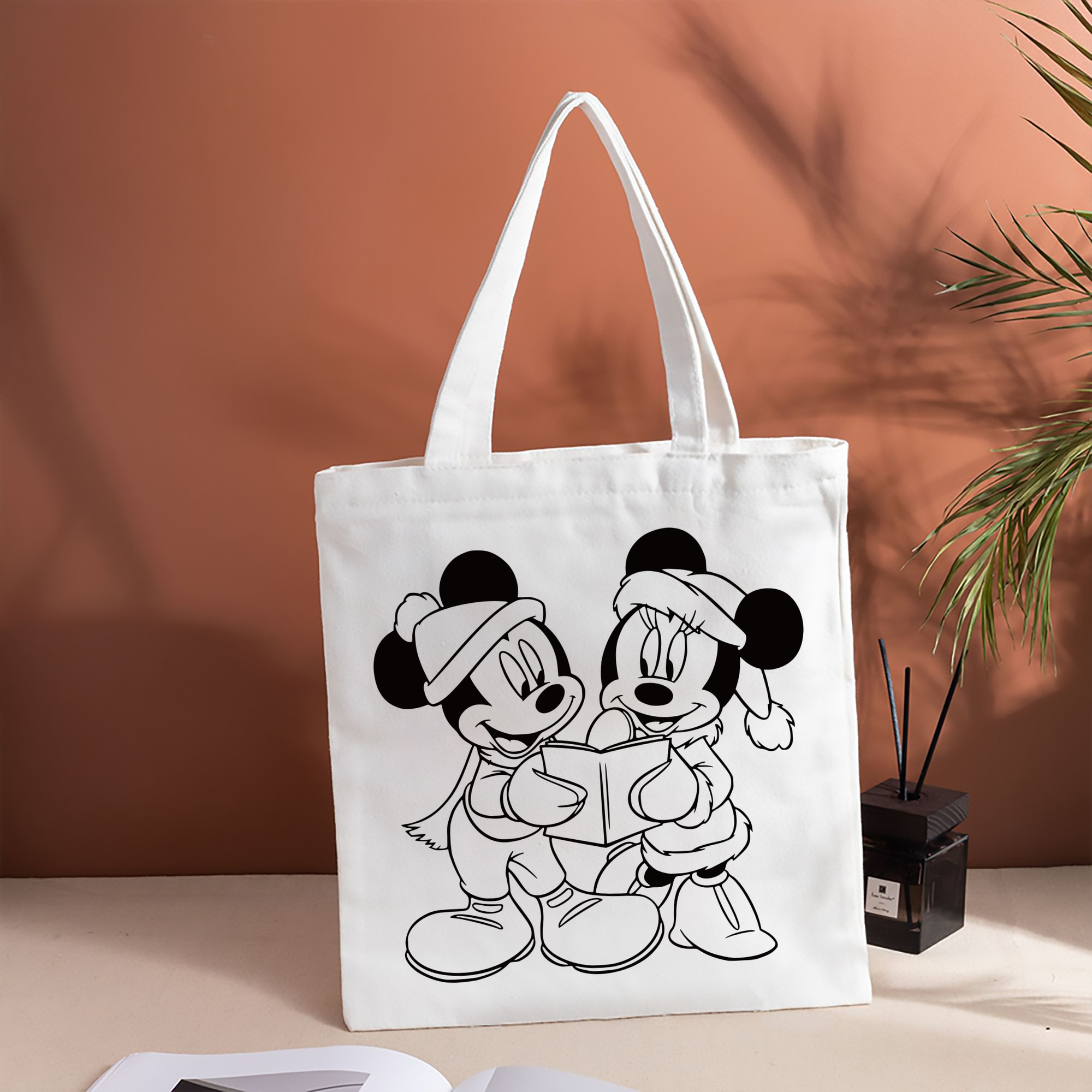 ミッキーマウス Mickey Mouse 縦型キャンバス生地手提げバッグ　トートバッグ