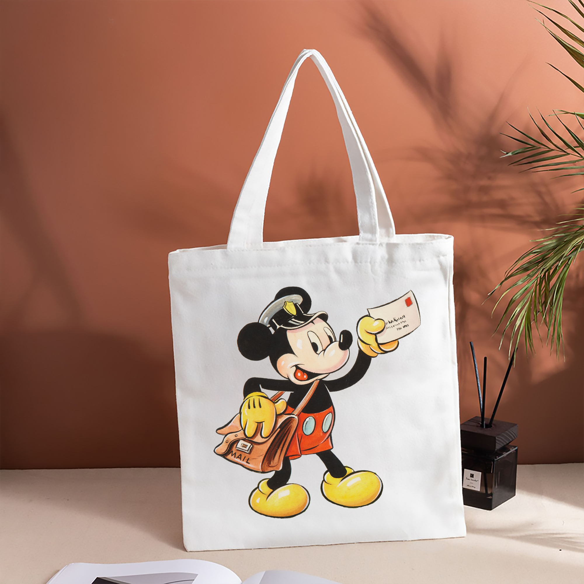 ミッキーマウス Mickey Mouse 縦型キャンバス生地手提げバッグ　トートバッグ