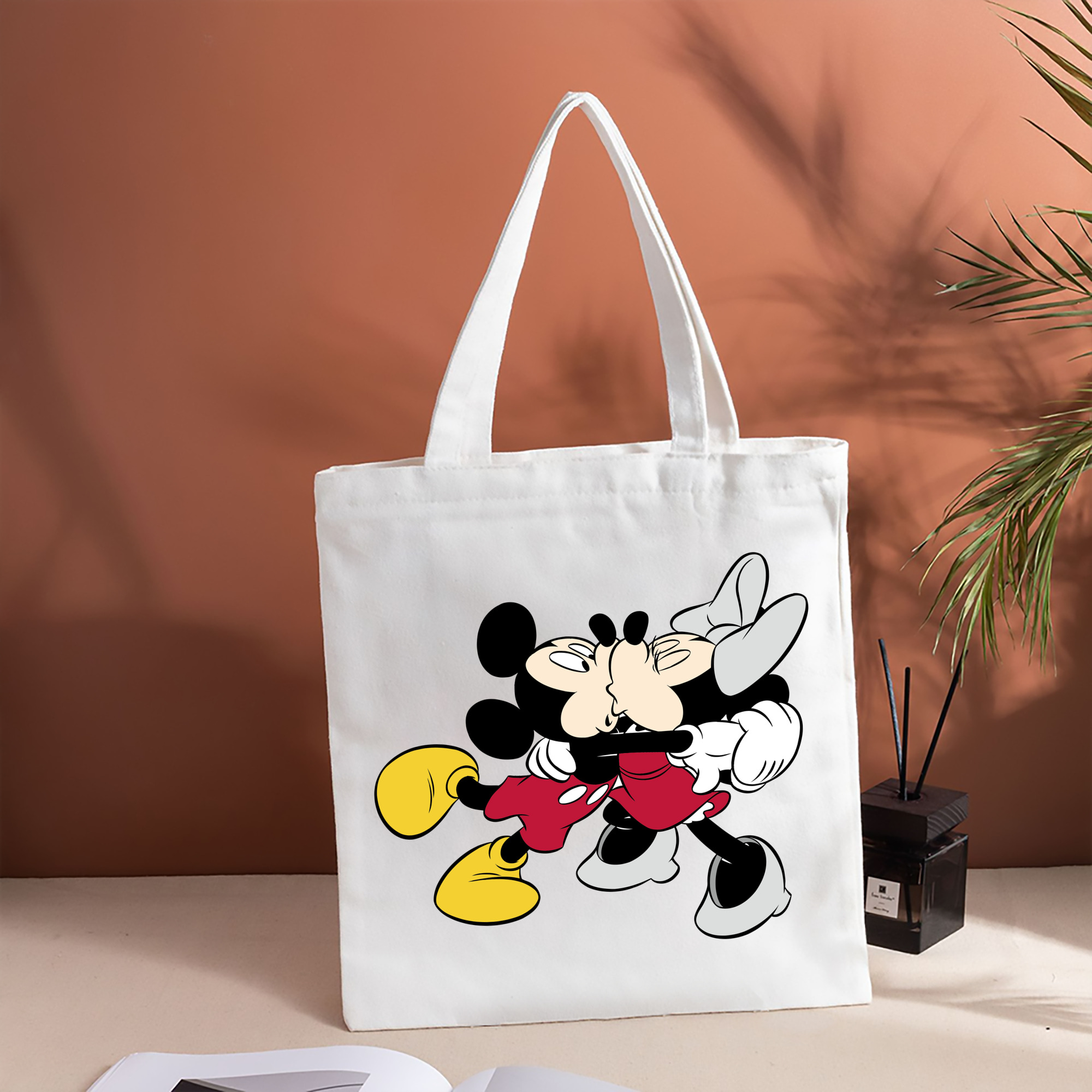 ミッキーマウス Mickey Mouse 縦型キャンバス生地手提げバッグ　トートバッグ