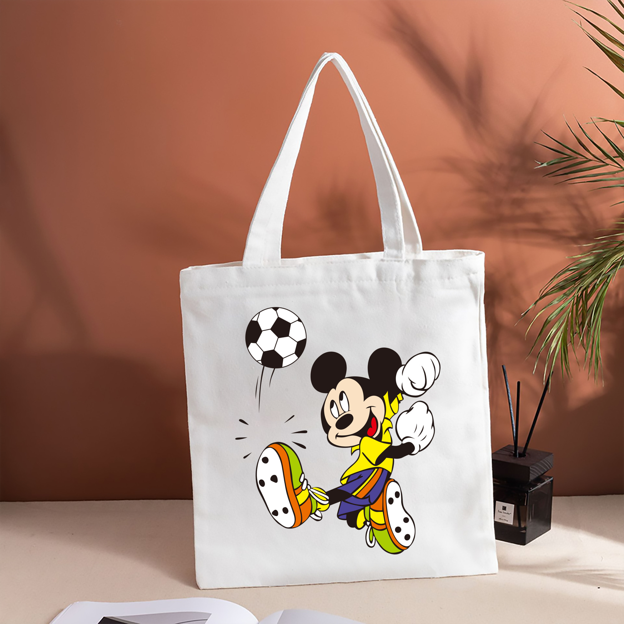ミッキーマウス Mickey Mouse 縦型キャンバス生地手提げバッグ　トートバッグ