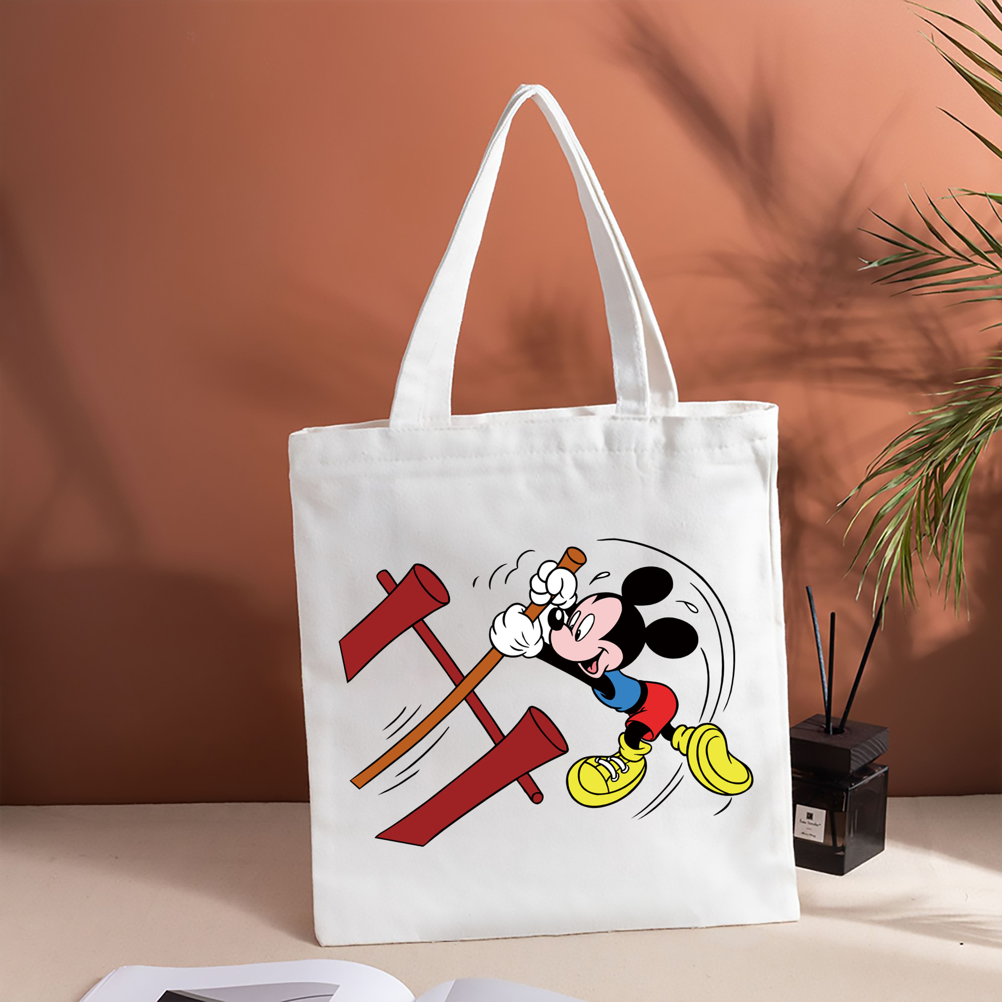 ミッキーマウス Mickey Mouse 縦型キャンバス生地手提げバッグ　トートバッグ