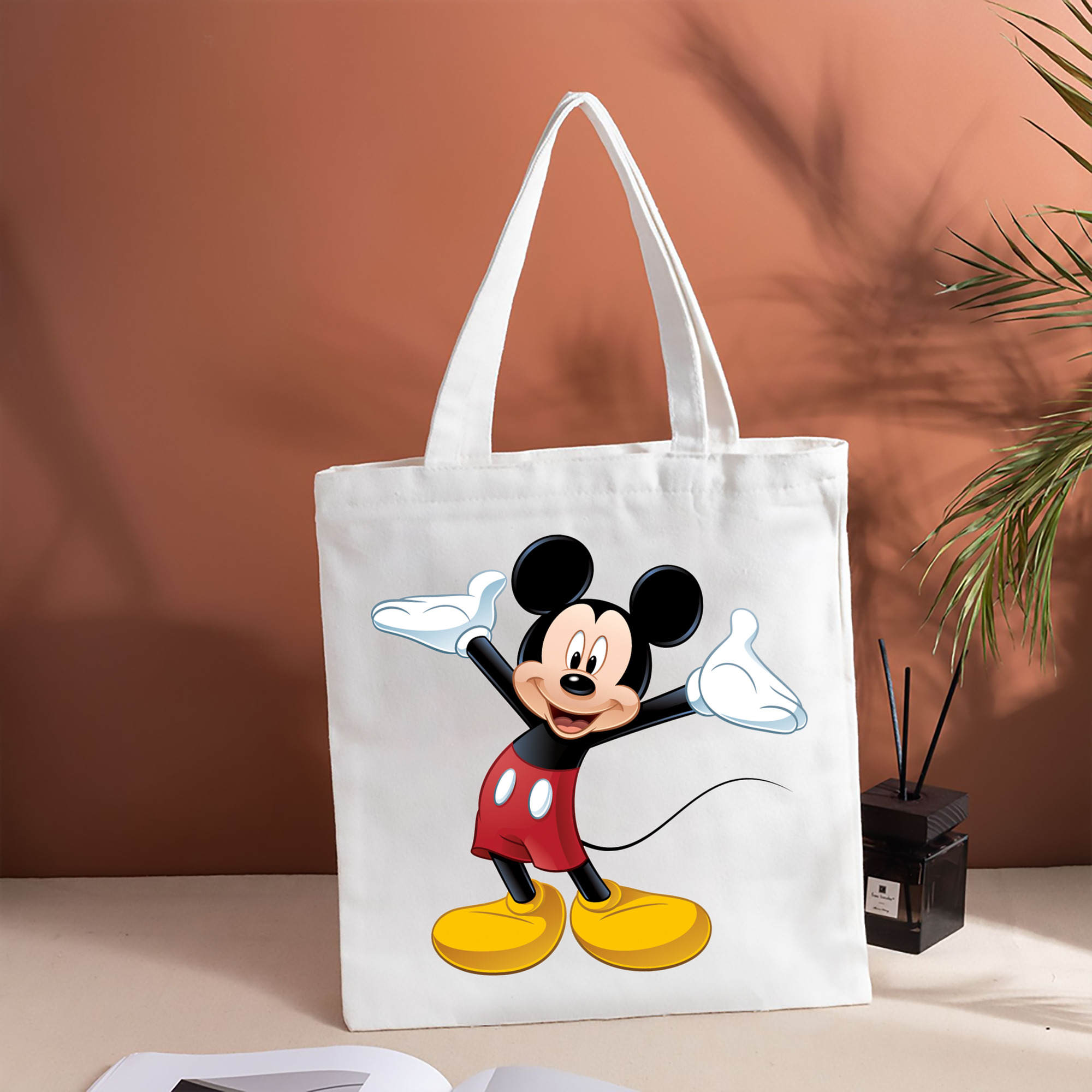 ミッキーマウス Mickey Mouse 縦型キャンバス生地手提げバッグ　トートバッグ