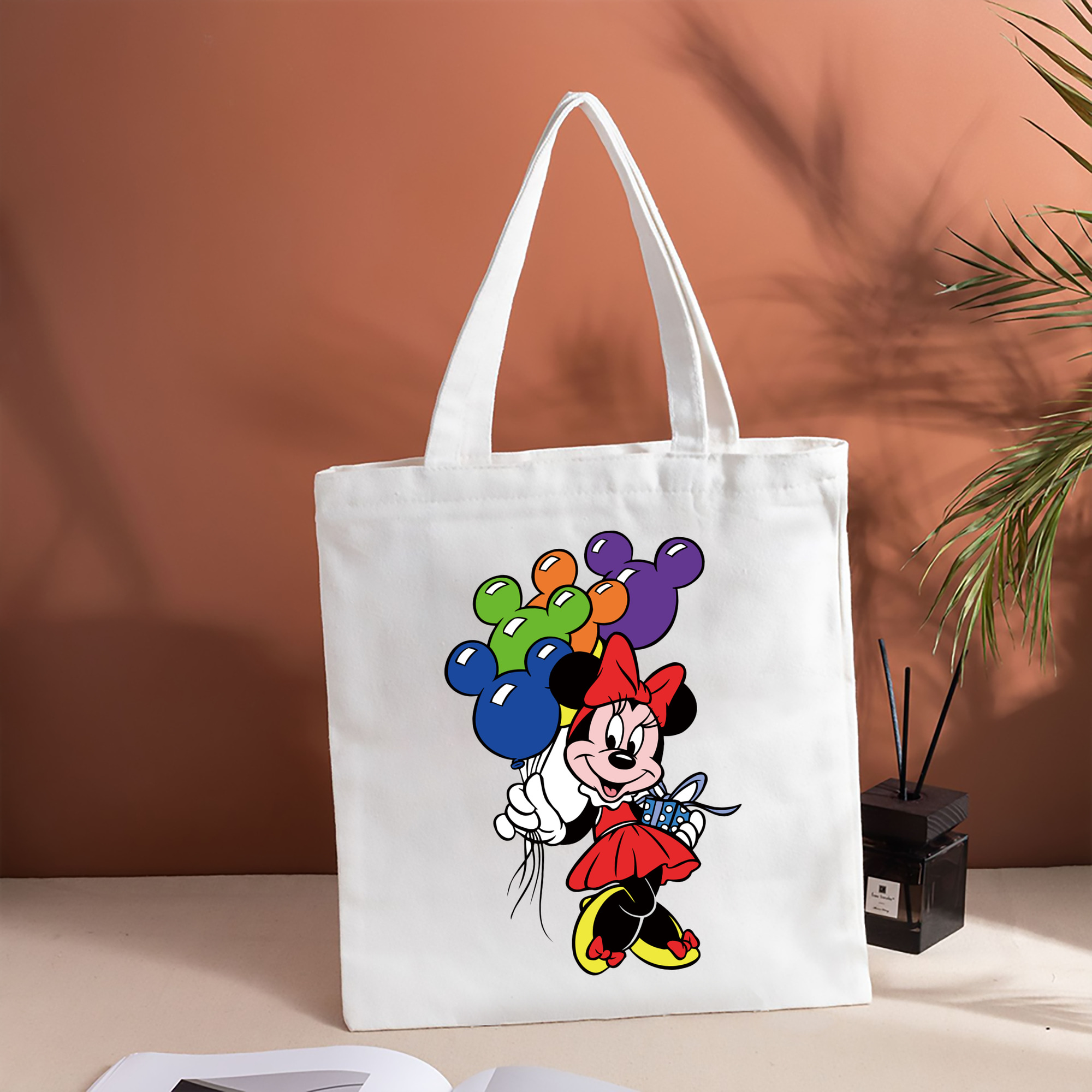 ミッキーマウス Mickey Mouse 縦型キャンバス生地手提げバッグ　トートバッグ