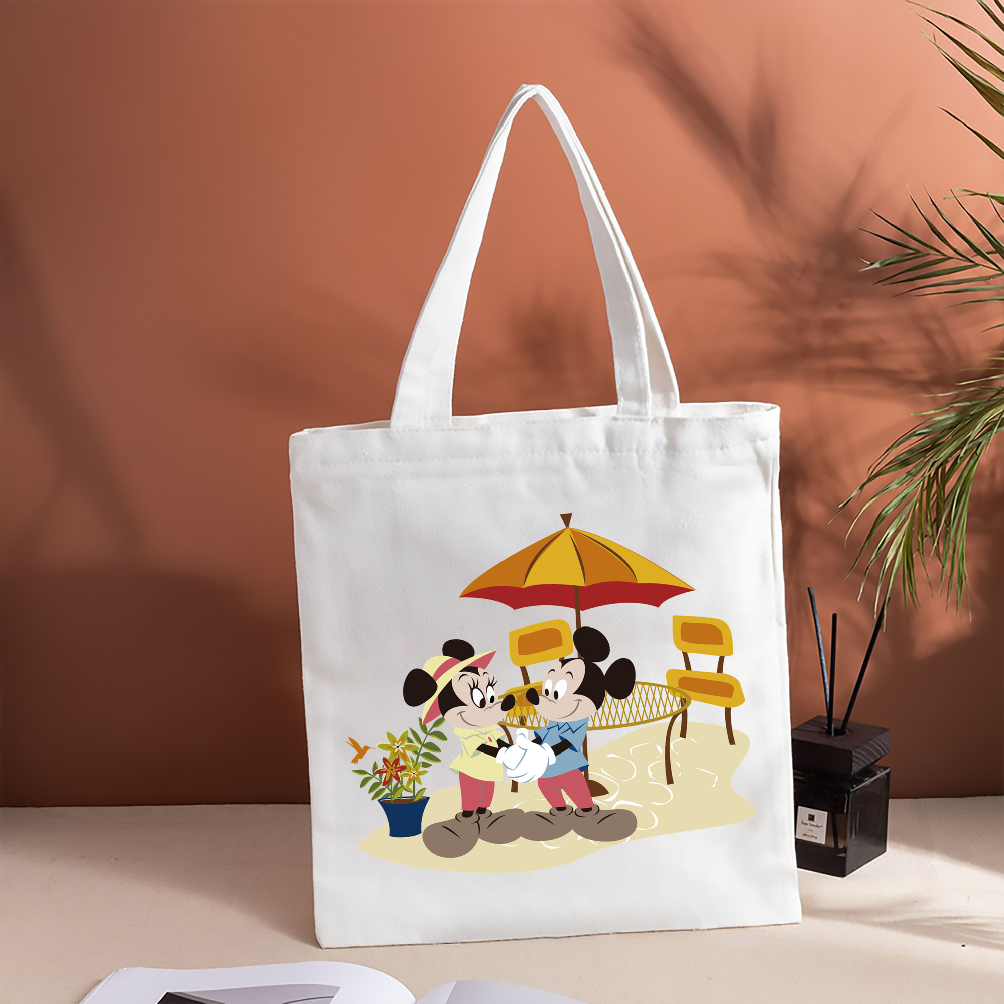 ミッキーマウス Mickey Mouse 縦型キャンバス生地手提げバッグ　トートバッグ