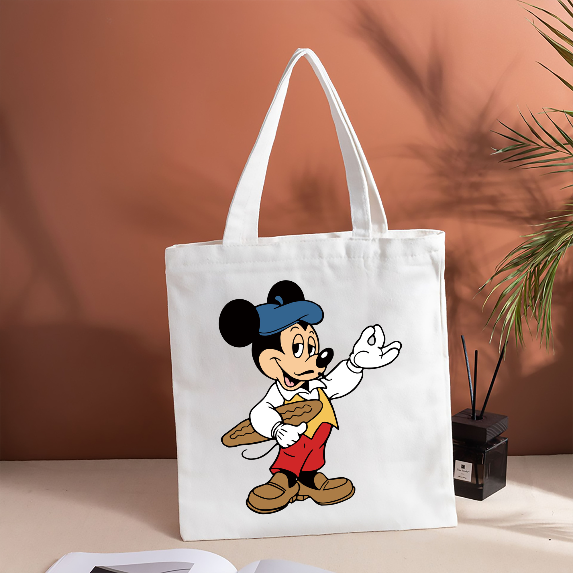 ミッキーマウス Mickey Mouse 縦型キャンバス生地手提げバッグ　トートバッグ