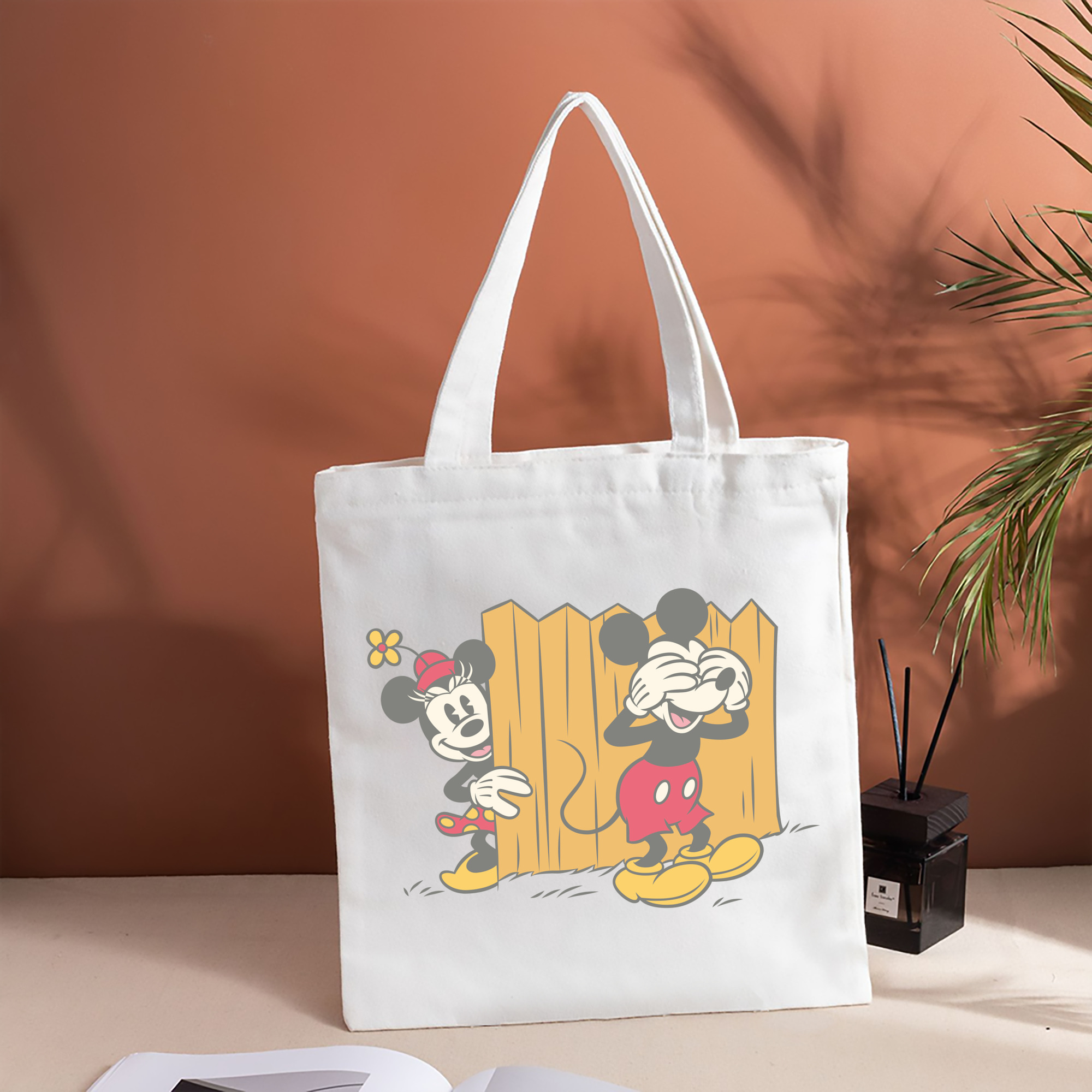 ミッキーマウス Mickey Mouse 縦型キャンバス生地手提げバッグ　トートバッグ