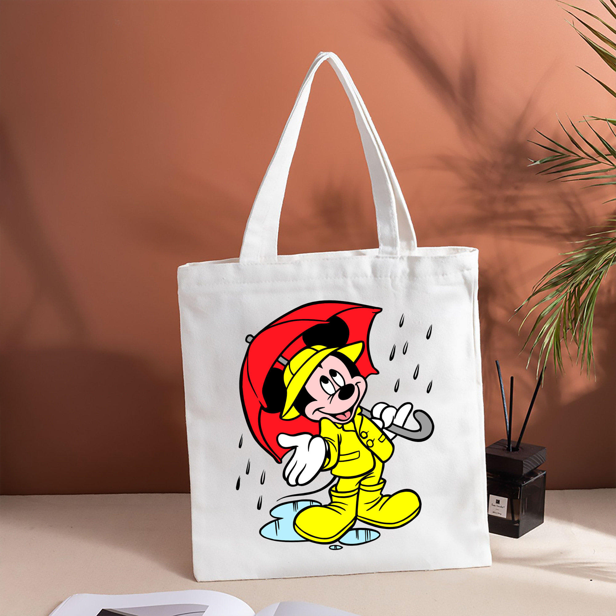 ミッキーマウス Mickey Mouse 縦型キャンバス生地手提げバッグ　トートバッグ