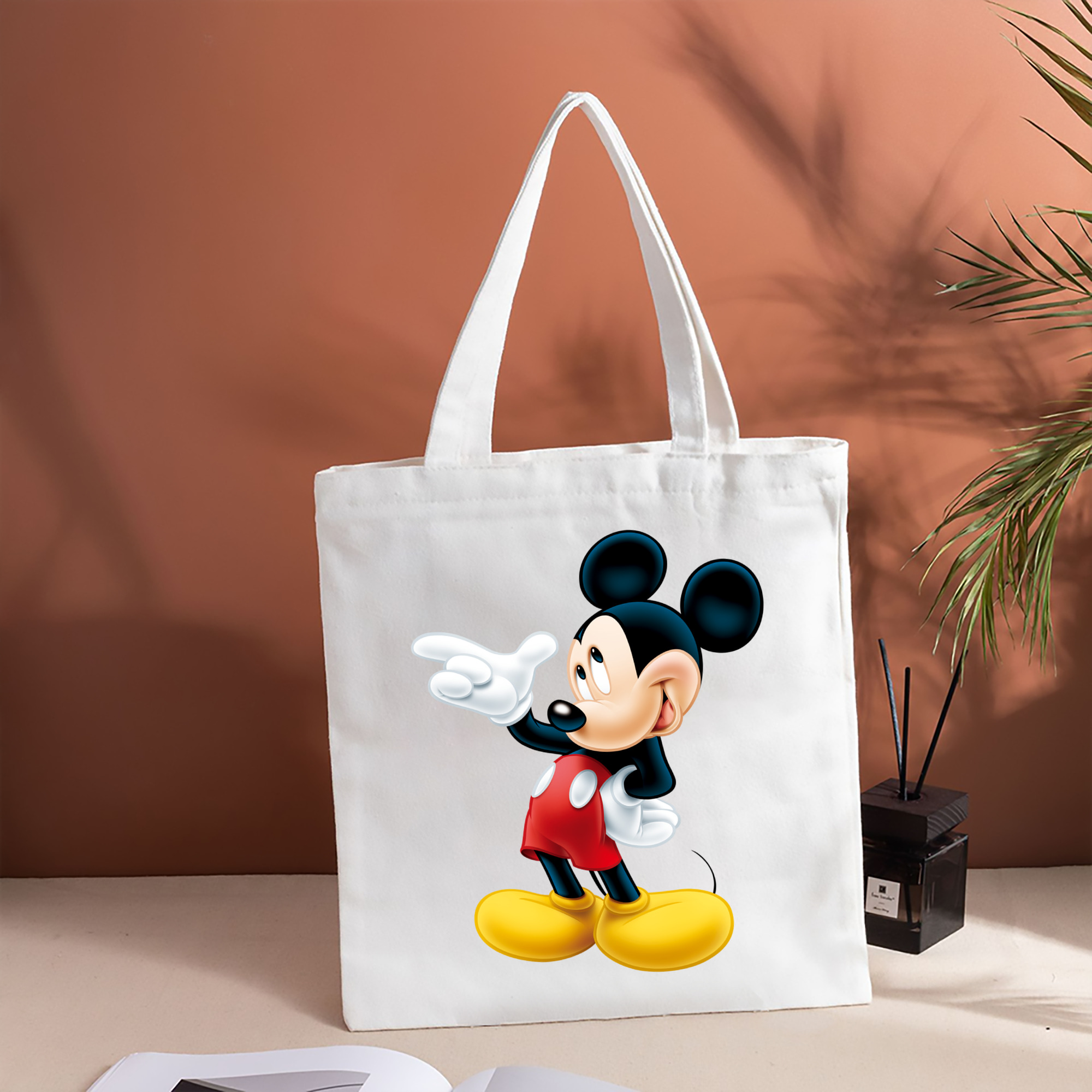 ミッキーマウス Mickey Mouse 縦型キャンバス生地手提げバッグ　トートバッグ