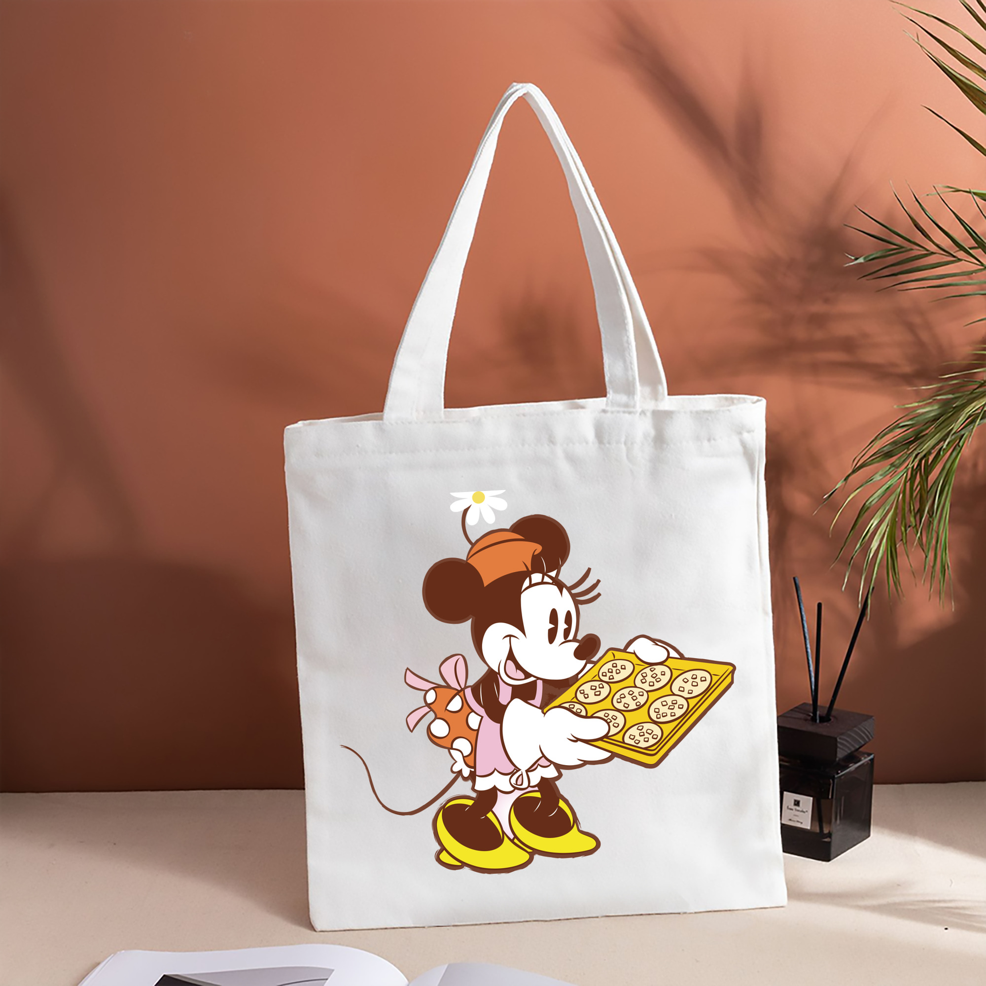 ミッキーマウス Mickey Mouse 縦型キャンバス生地手提げバッグ　トートバッグ