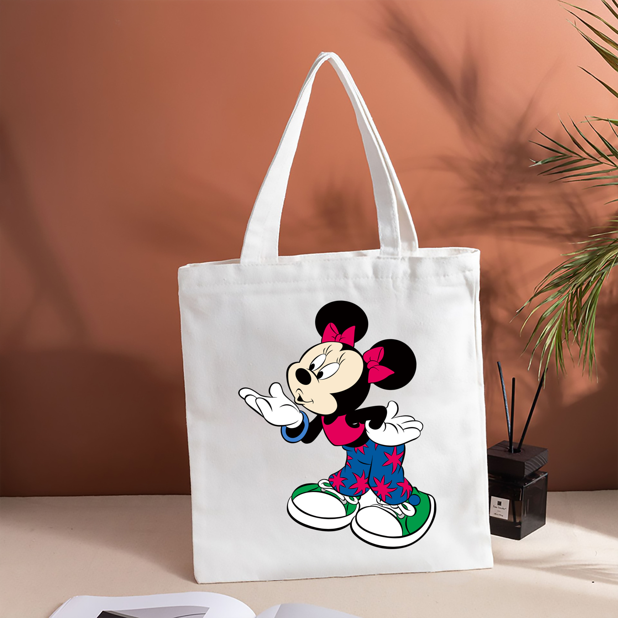 ミッキーマウス Mickey Mouse 縦型キャンバス生地手提げバッグ　トートバッグ