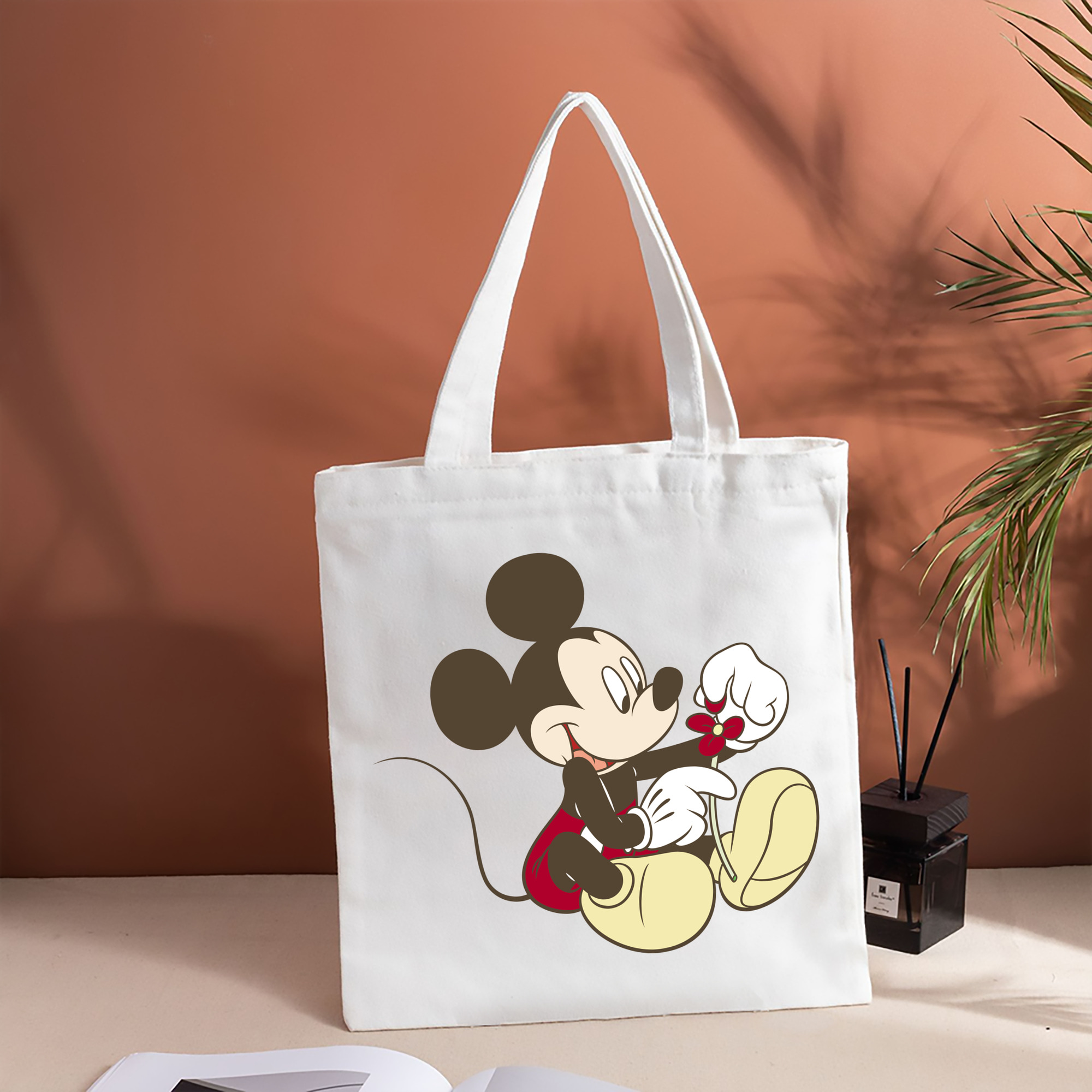 ミッキーマウス Mickey Mouse 縦型キャンバス生地手提げバッグ　トートバッグ