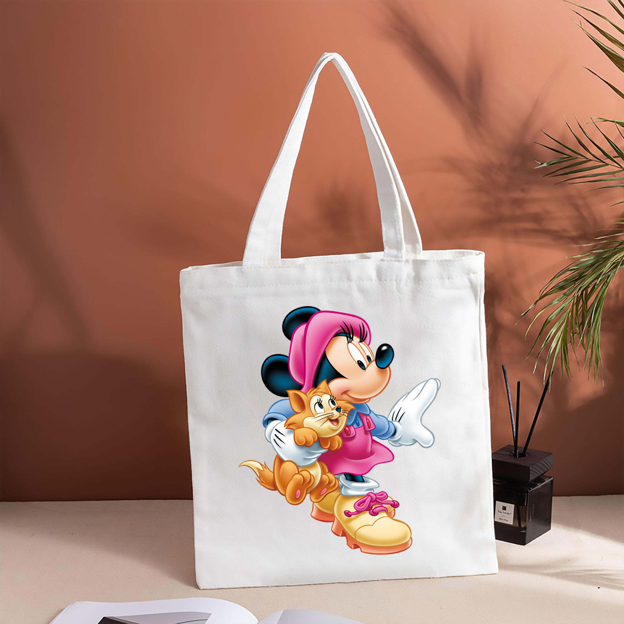 ミッキーマウス Mickey Mouse 縦型キャンバス生地手提げバッグ　トートバッグ