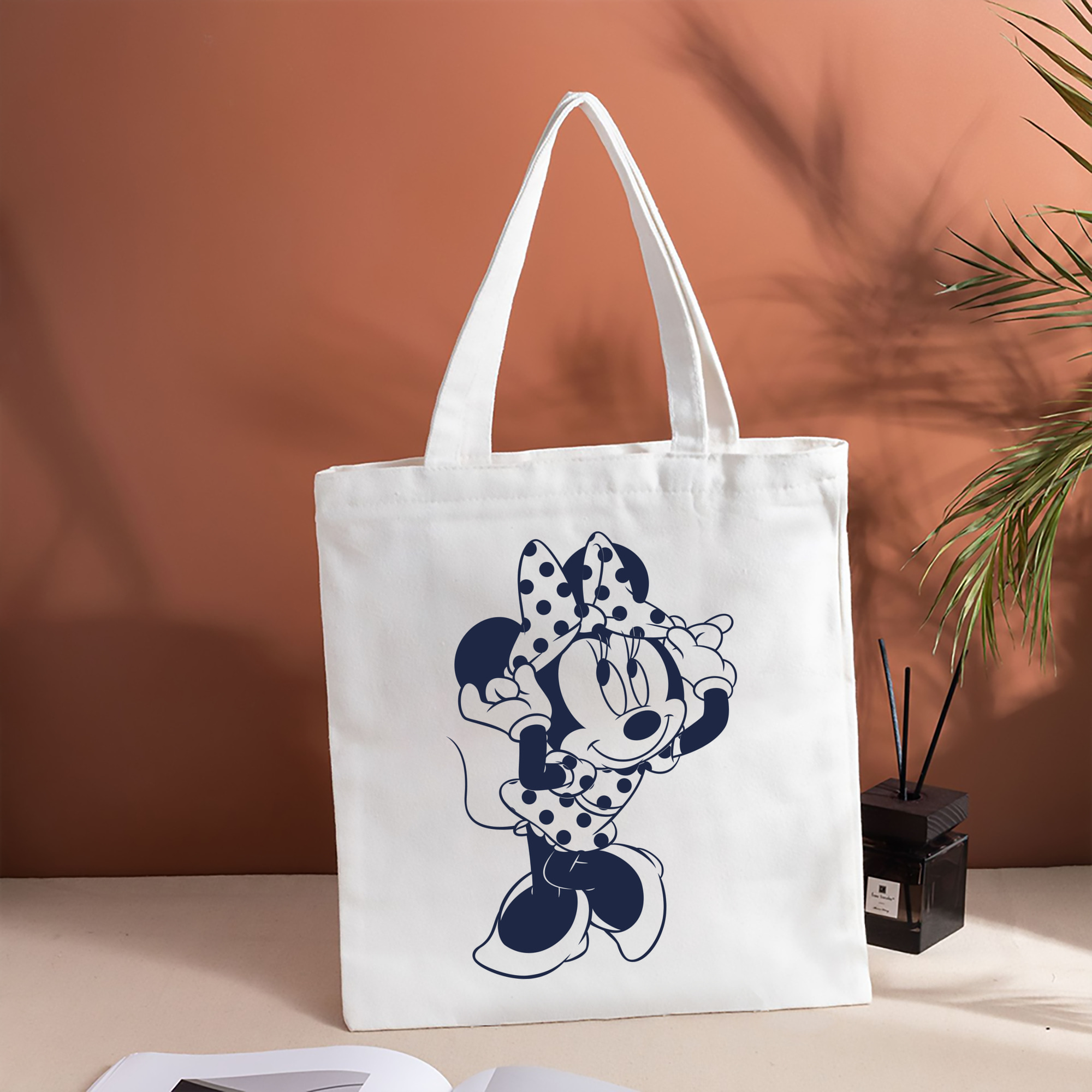 ミッキーマウス Mickey Mouse 縦型キャンバス生地手提げバッグ　トートバッグ