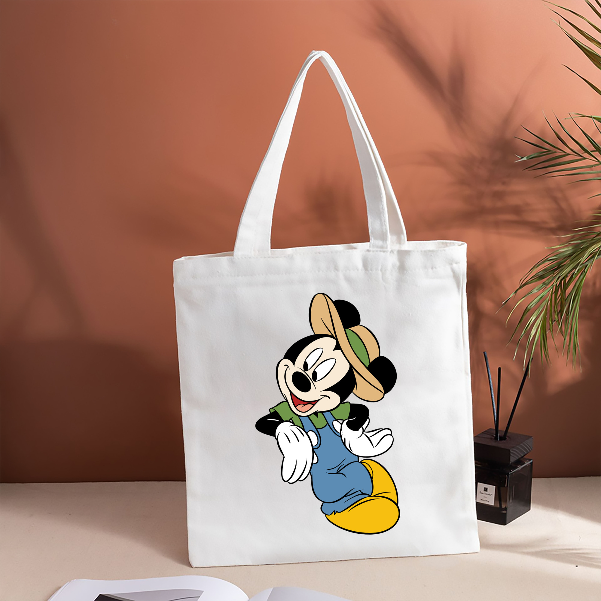 ミッキーマウス Mickey Mouse 縦型キャンバス生地手提げバッグ　トートバッグ