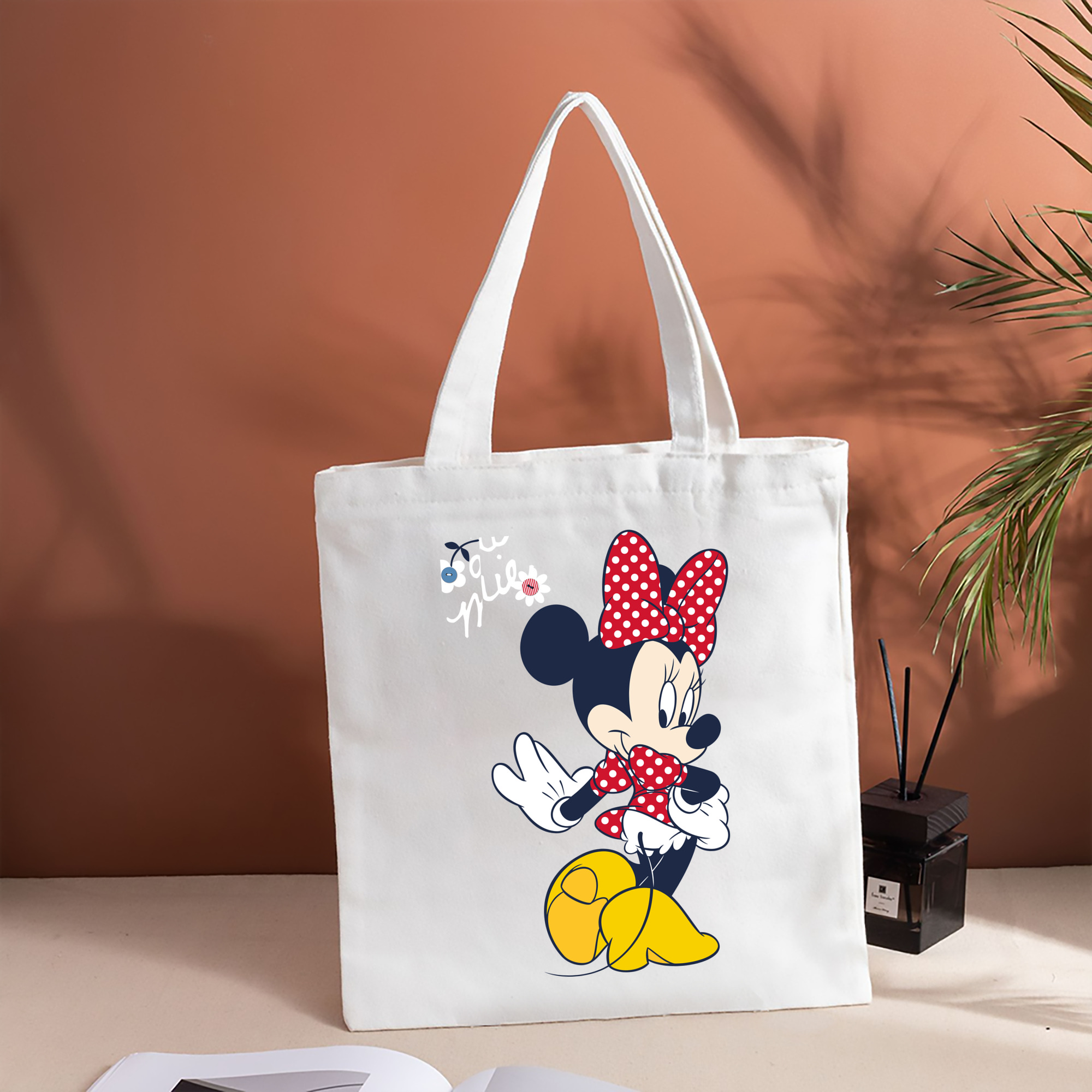 ミッキーマウス Mickey Mouse 縦型キャンバス生地手提げバッグ　トートバッグ