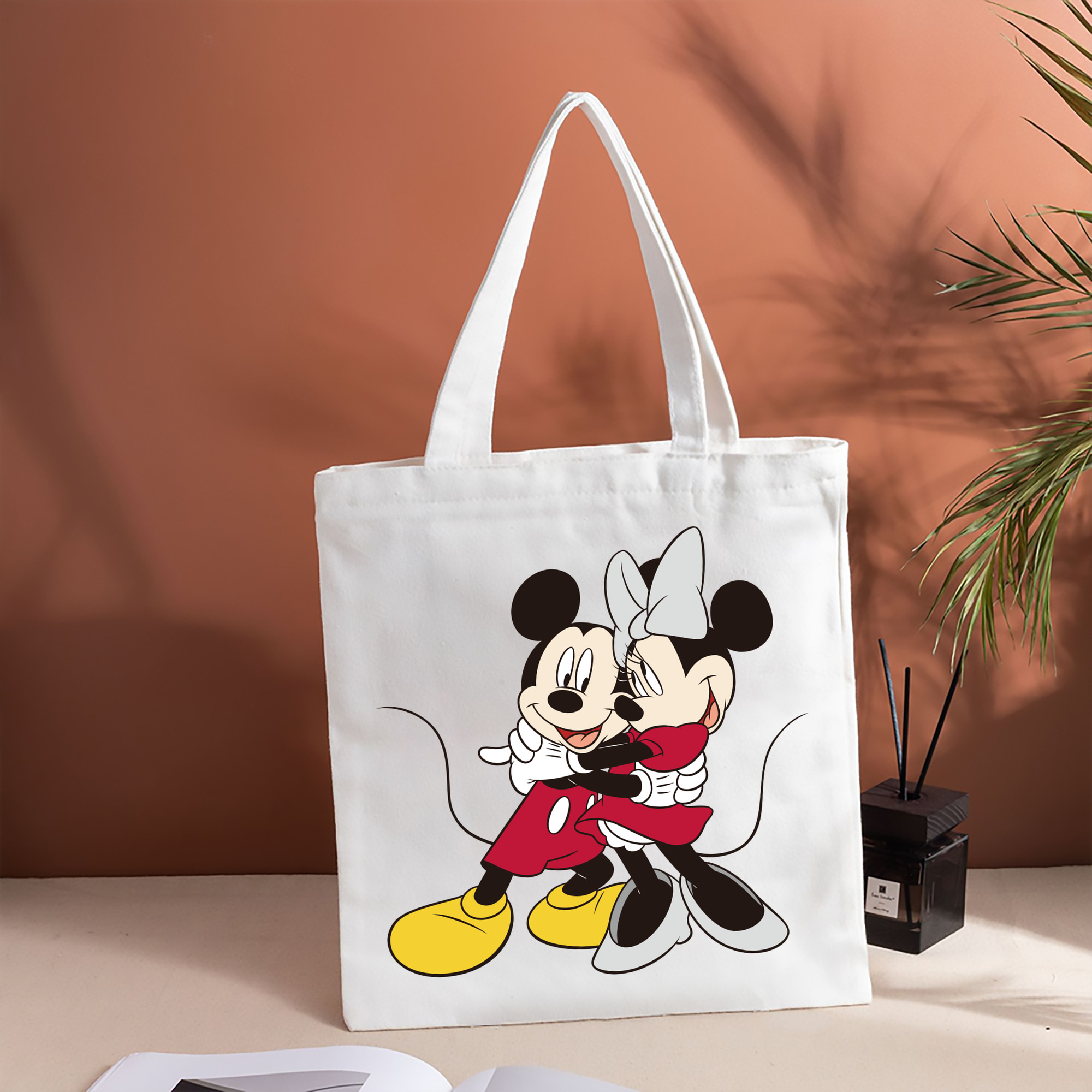ミッキーマウス Mickey Mouse 縦型キャンバス生地手提げバッグ　トートバッグ