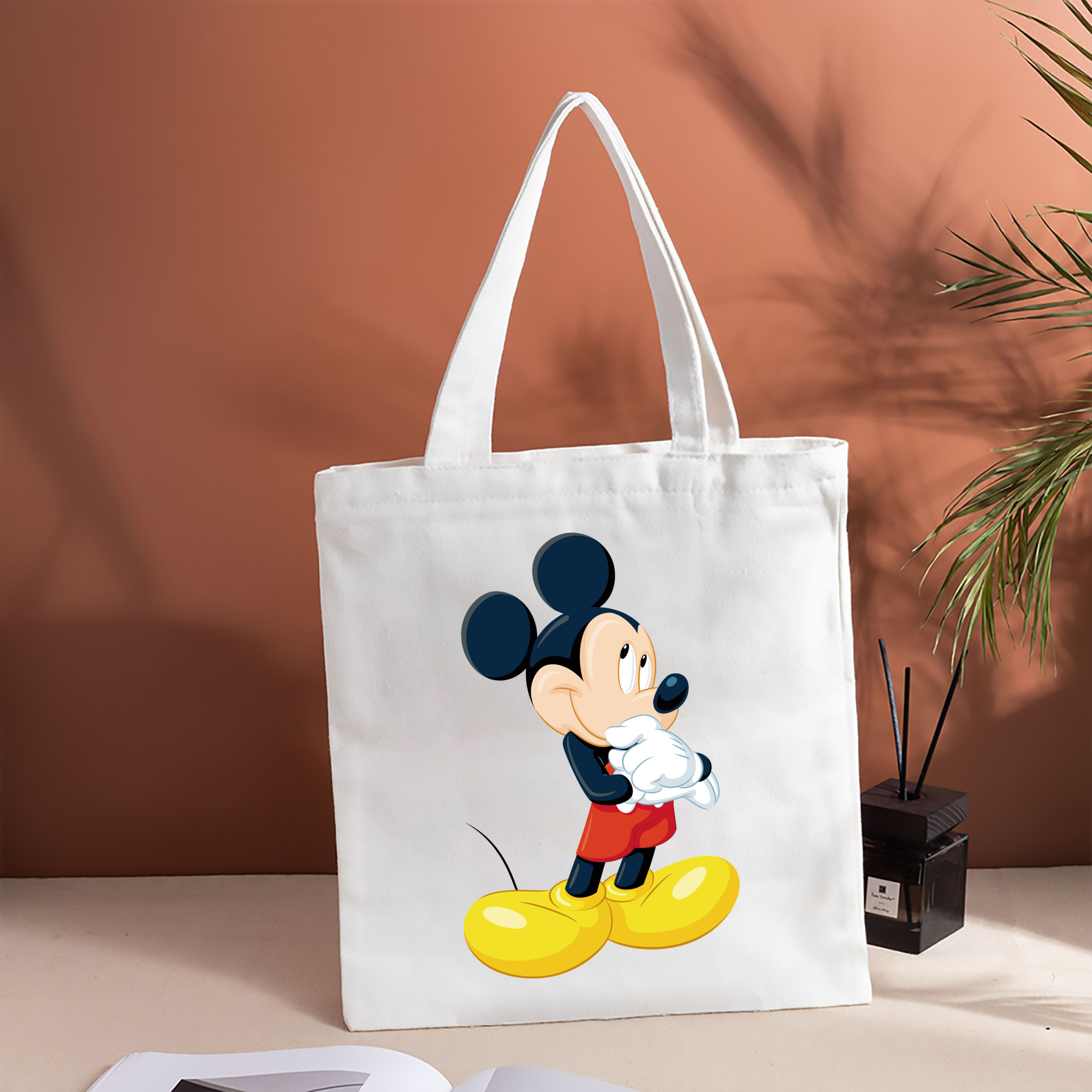 ミッキーマウス Mickey Mouse 縦型キャンバス生地手提げバッグ　トートバッグ