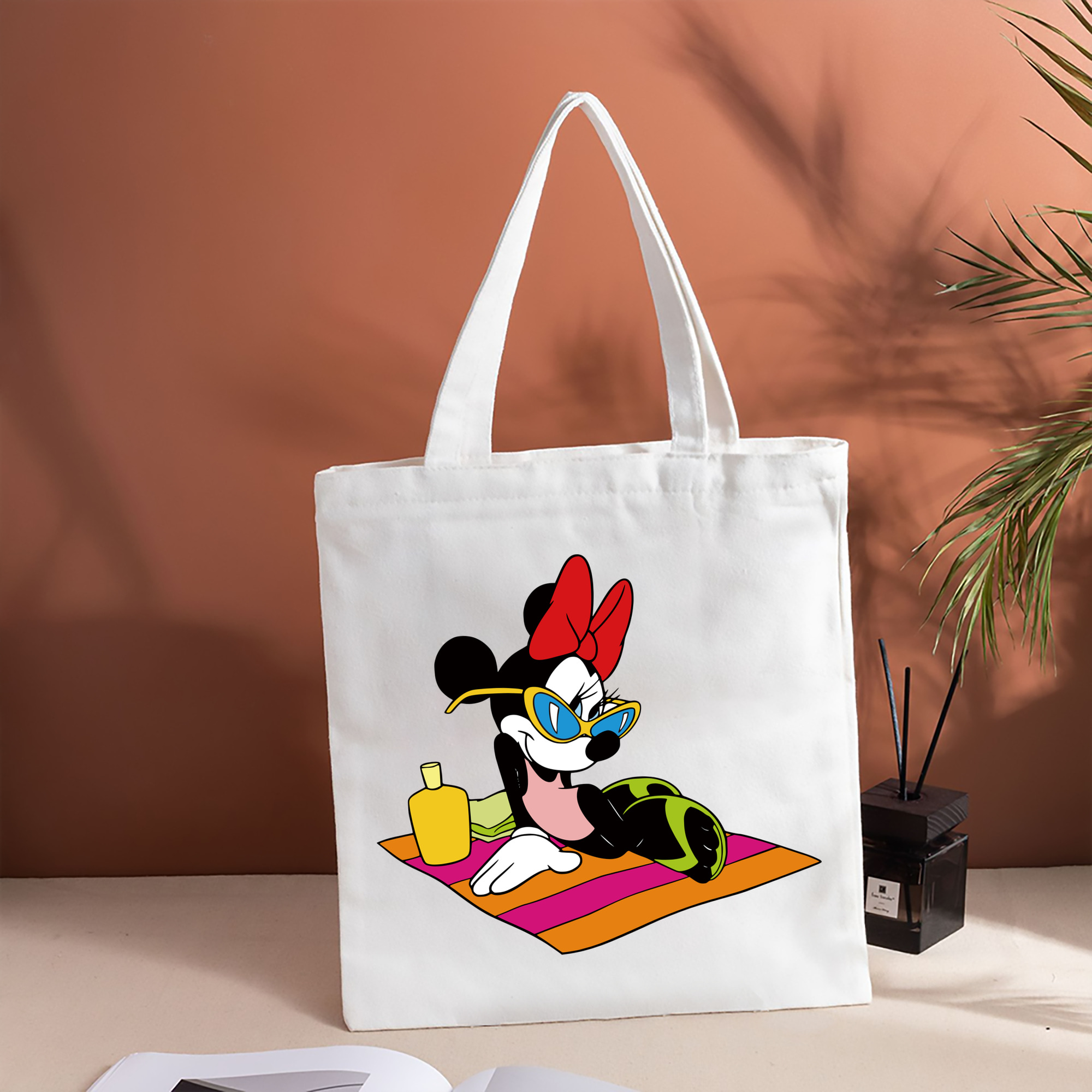 ミッキーマウス Mickey Mouse 縦型キャンバス生地手提げバッグ　トートバッグ