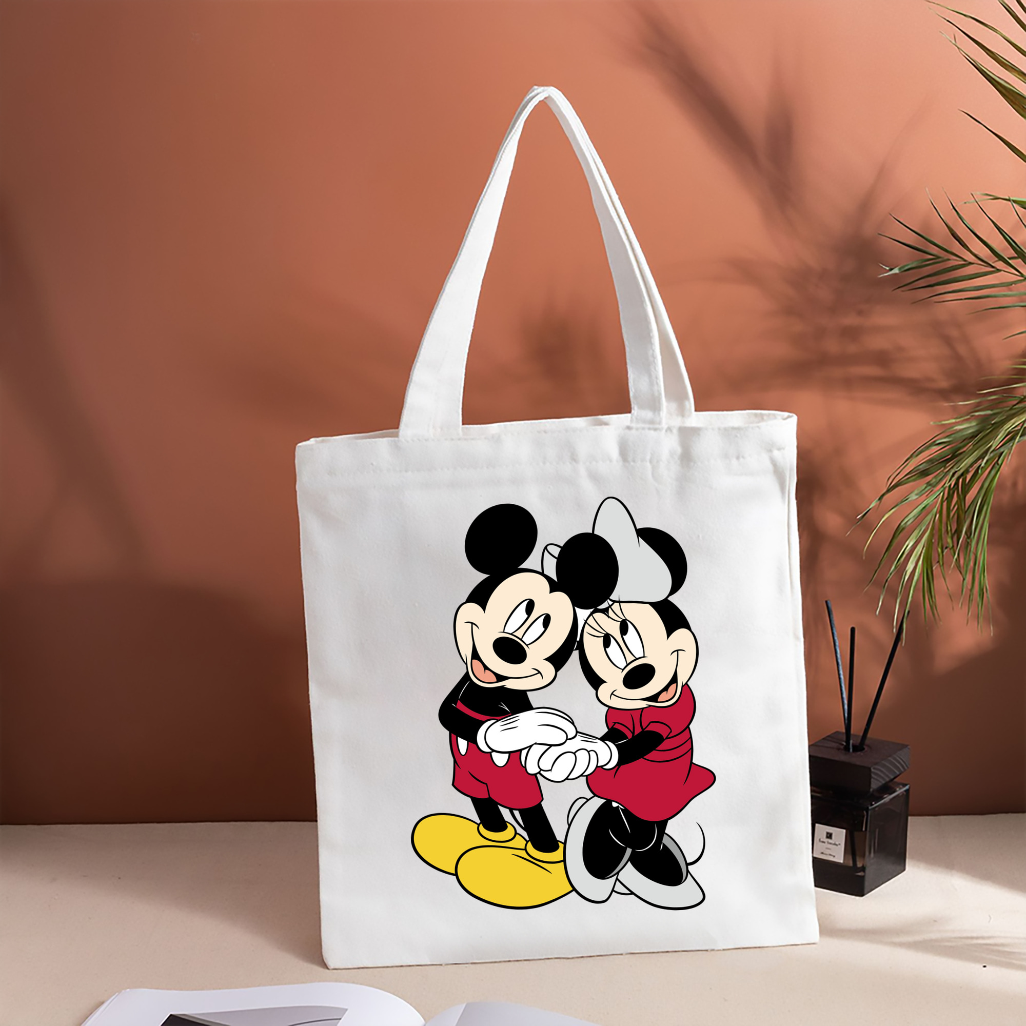 ミッキーマウス Mickey Mouse 縦型キャンバス生地手提げバッグ　トートバッグ