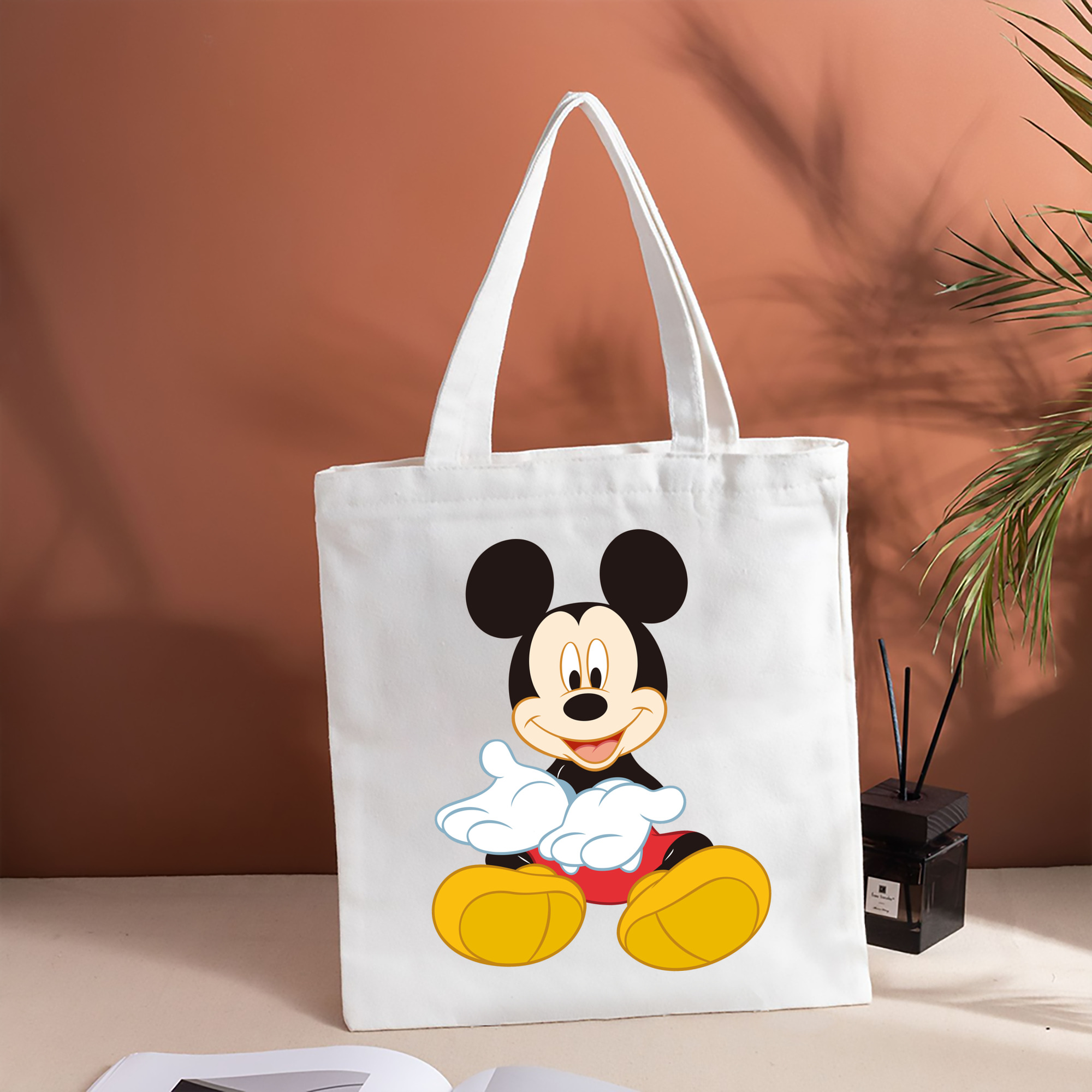 ミッキーマウス Mickey Mouse 縦型キャンバス生地手提げバッグ　トートバッグ