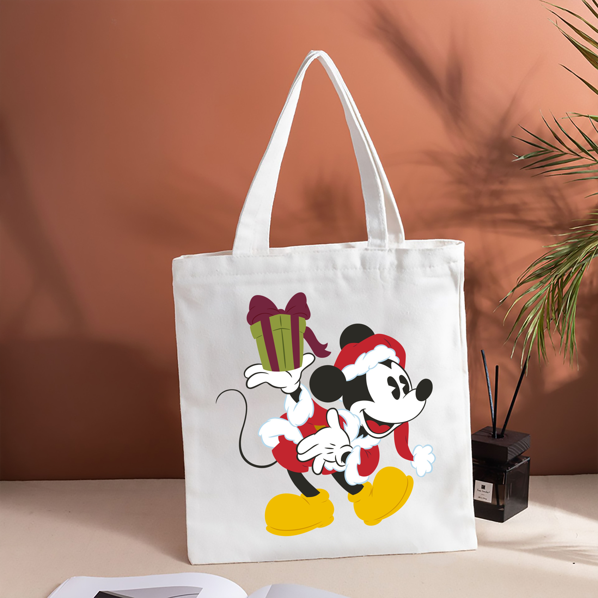 ミッキーマウス Mickey Mouse 縦型キャンバス生地手提げバッグ　トートバッグ