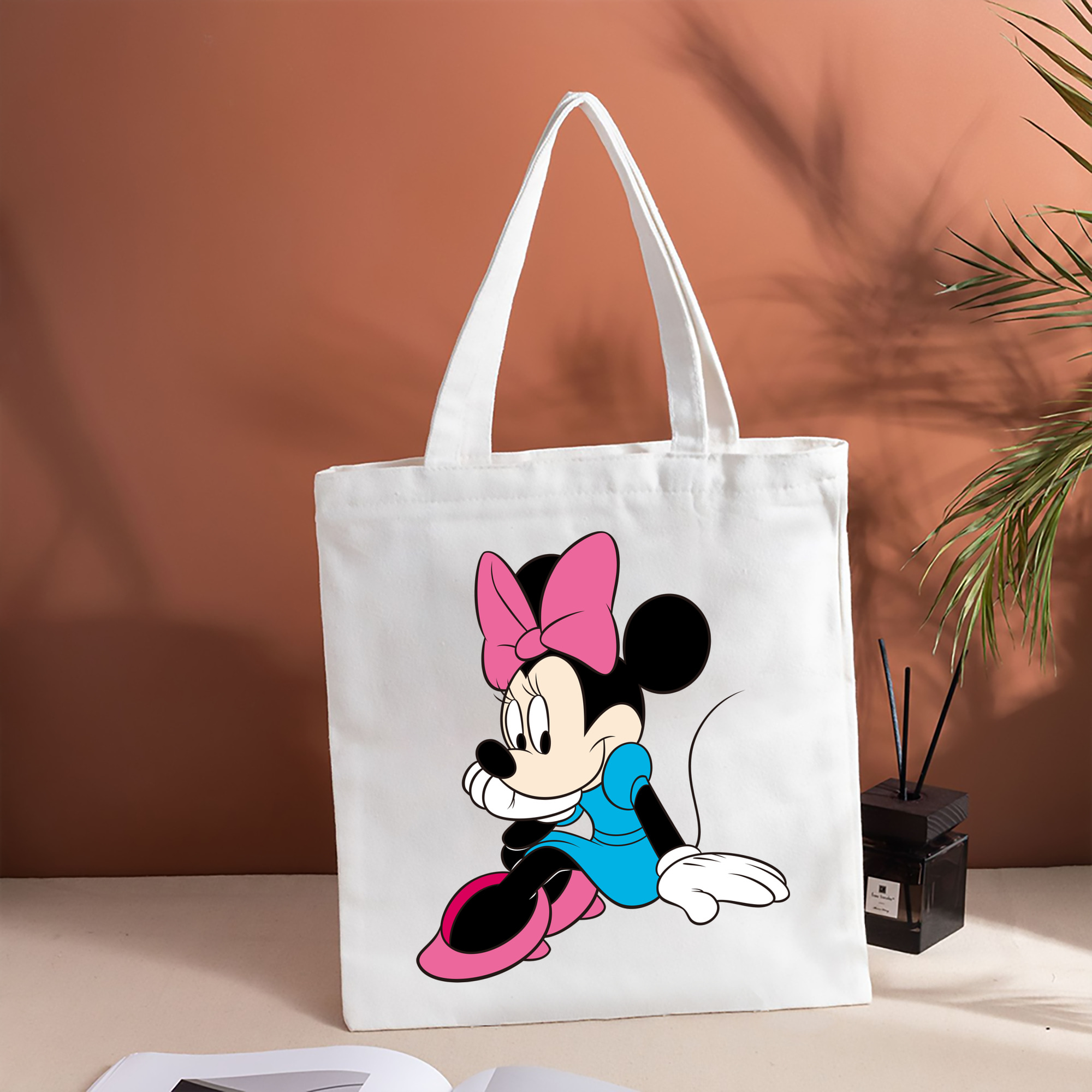 ミッキーマウス Mickey Mouse 縦型キャンバス生地手提げバッグ　トートバッグ