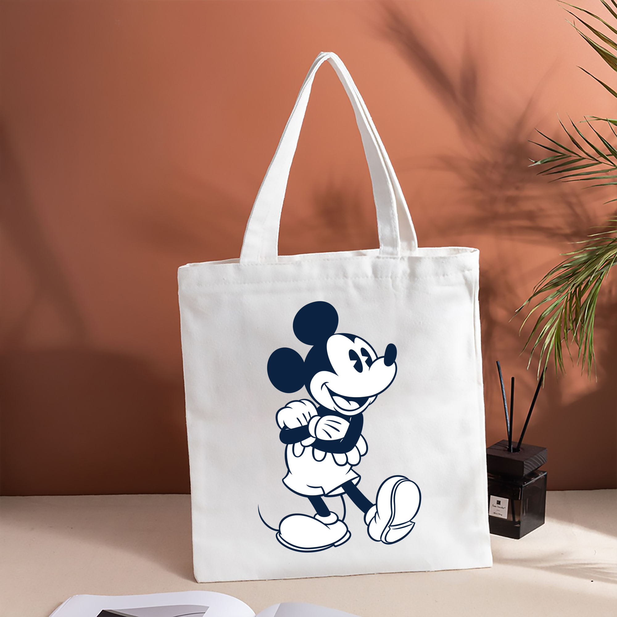 ミッキーマウス Mickey Mouse 縦型キャンバス生地手提げバッグ　トートバッグ