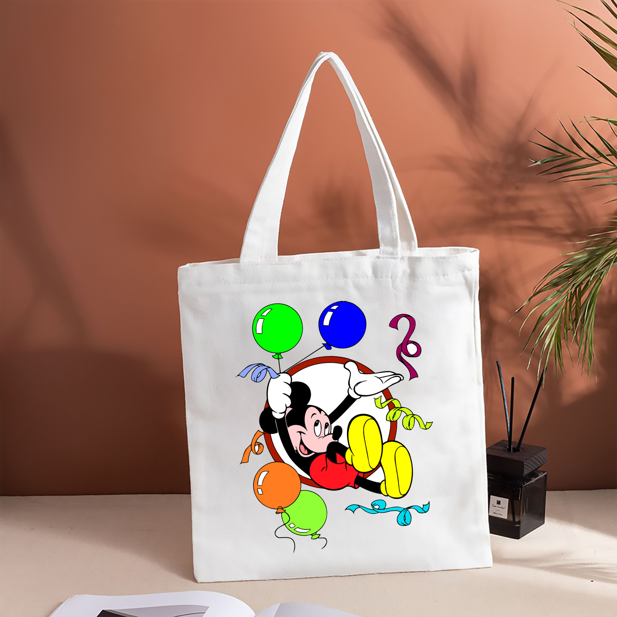 ミッキーマウス Mickey Mouse 縦型キャンバス生地手提げバッグ　トートバッグ