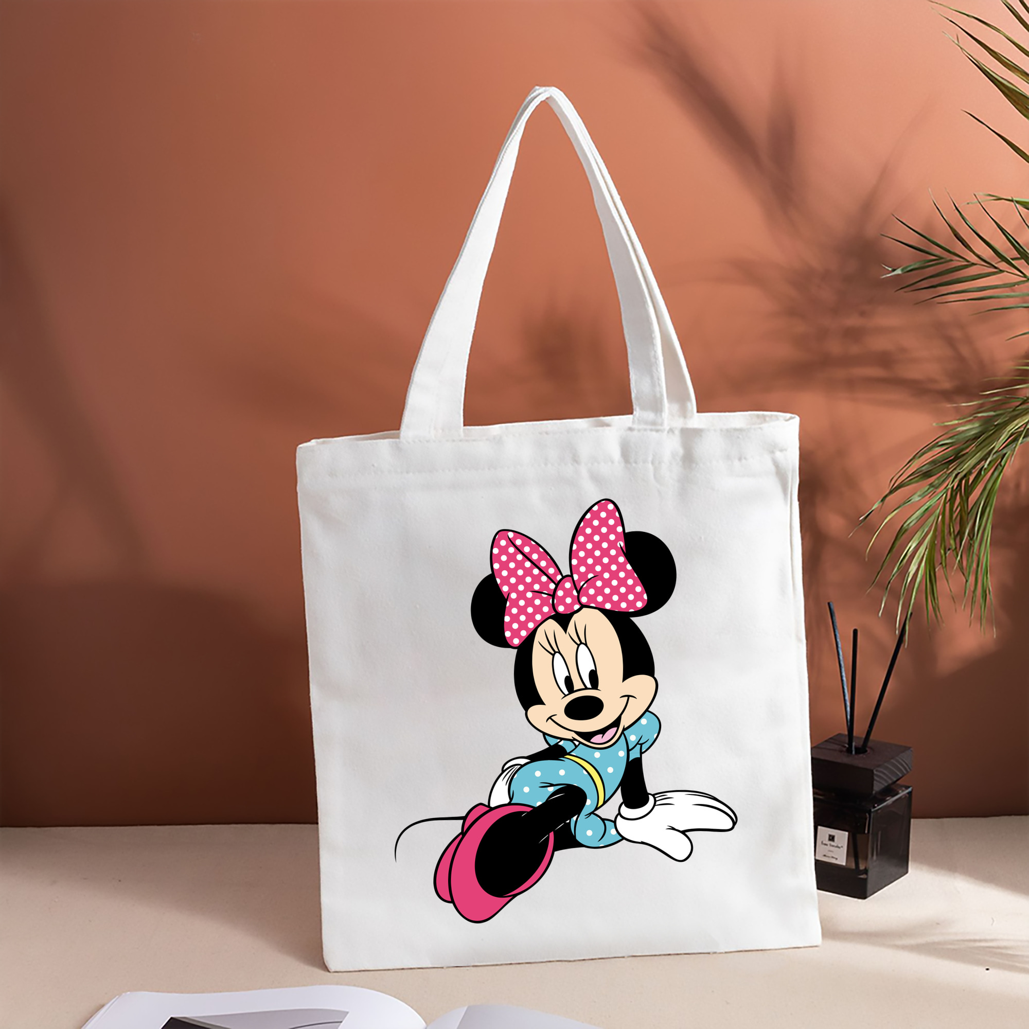 ミッキーマウス Mickey Mouse 縦型キャンバス生地手提げバッグ　トートバッグ