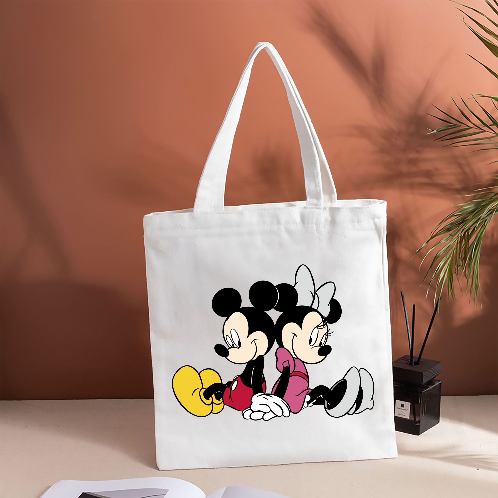 ミッキーマウス Mickey Mouse 縦型キャンバス生地手提げバッグ　トートバッグ