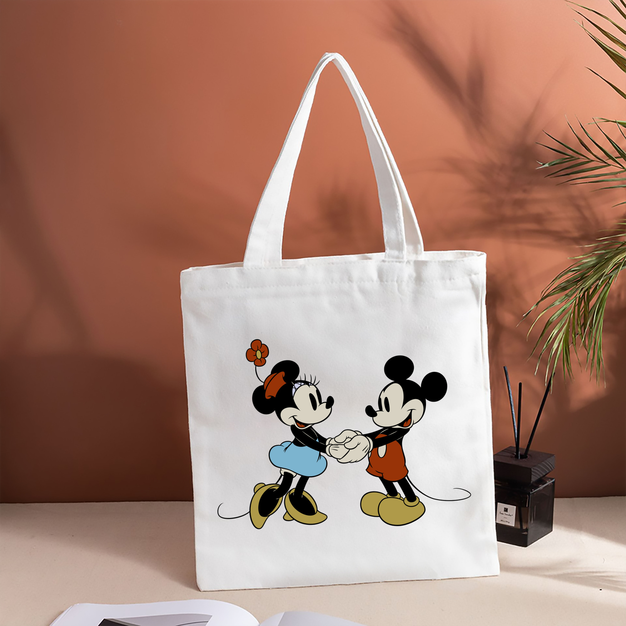 ミッキーマウス Mickey Mouse 縦型キャンバス生地手提げバッグ　トートバッグ