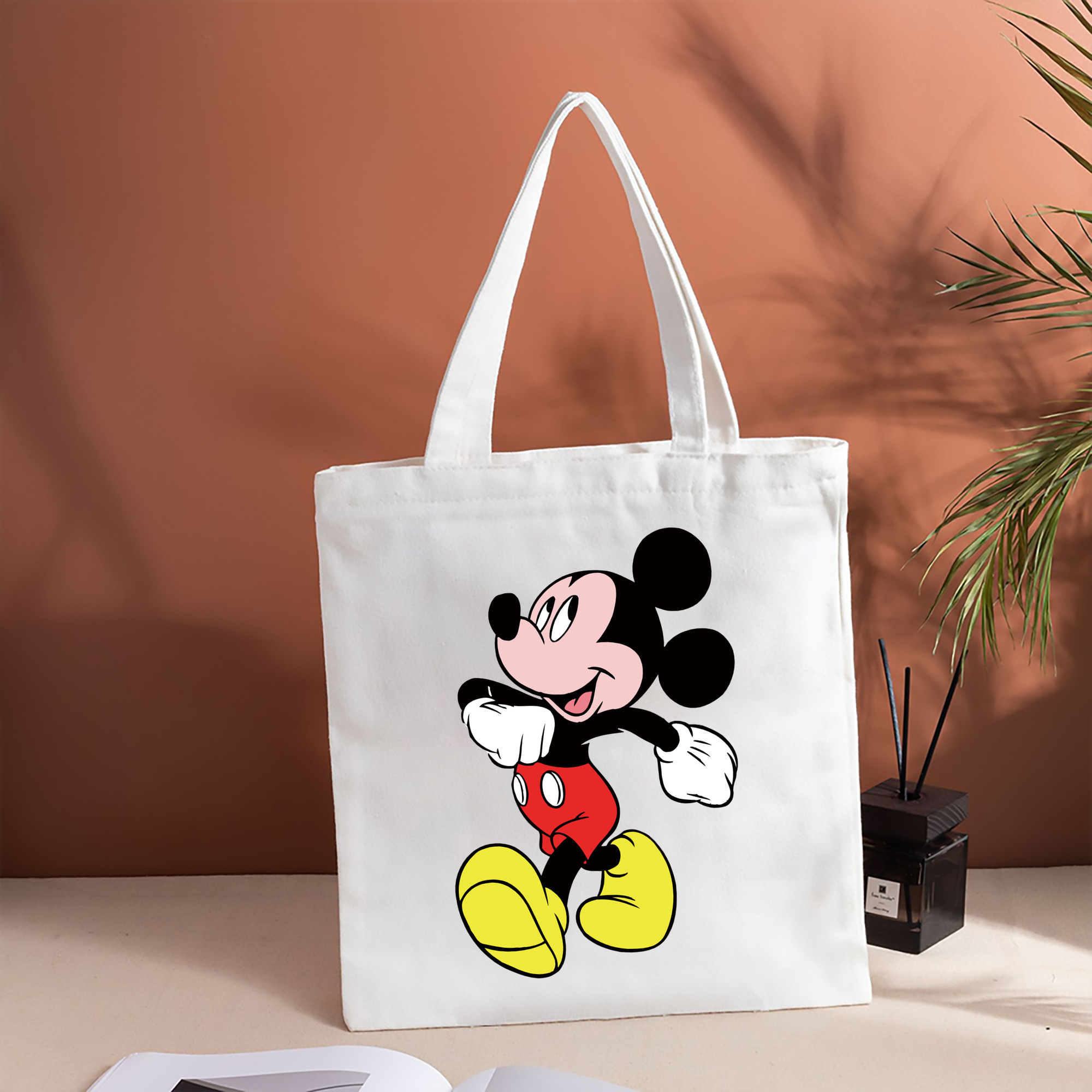 ミッキーマウス Mickey Mouse 縦型キャンバス生地手提げバッグ　トートバッグ