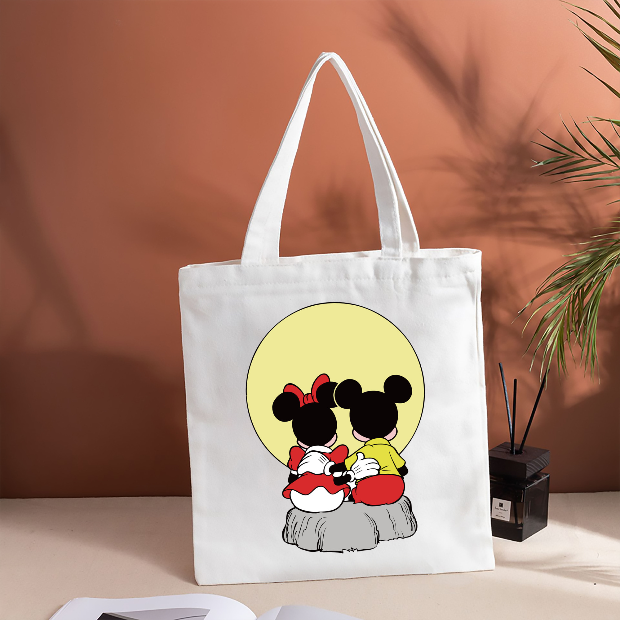 ミッキーマウス Mickey Mouse 縦型キャンバス生地手提げバッグ　トートバッグ