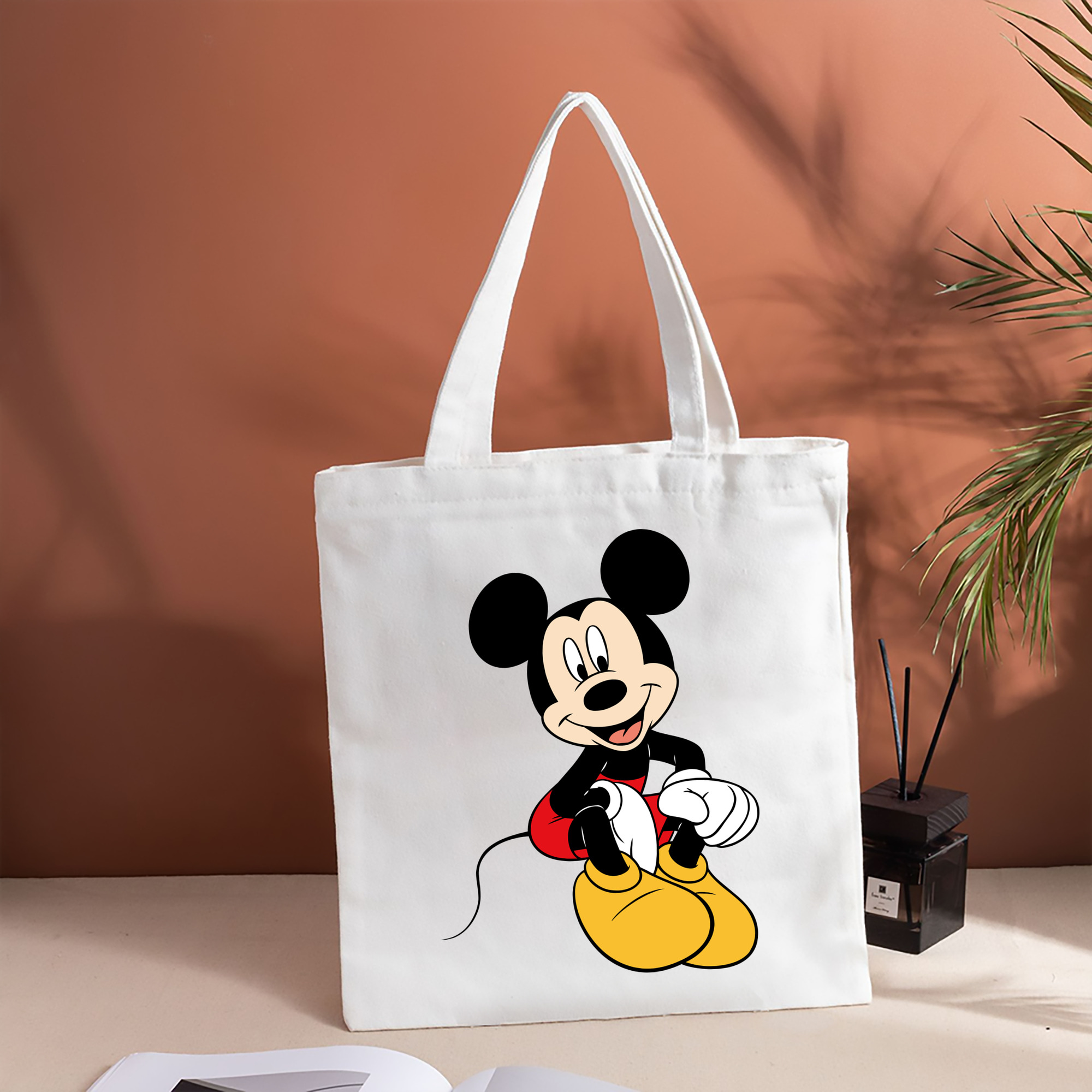 ミッキーマウス Mickey Mouse 縦型キャンバス生地手提げバッグ　トートバッグ