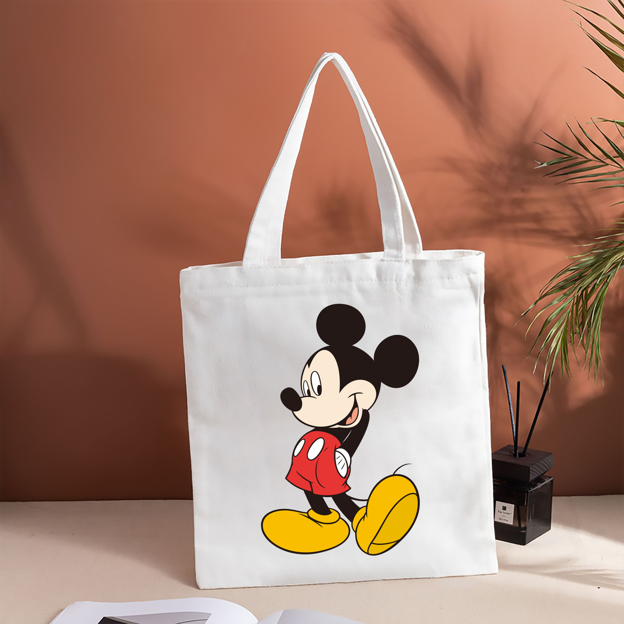 ミッキーマウス Mickey Mouse 縦型キャンバス生地手提げバッグ　トートバッグ