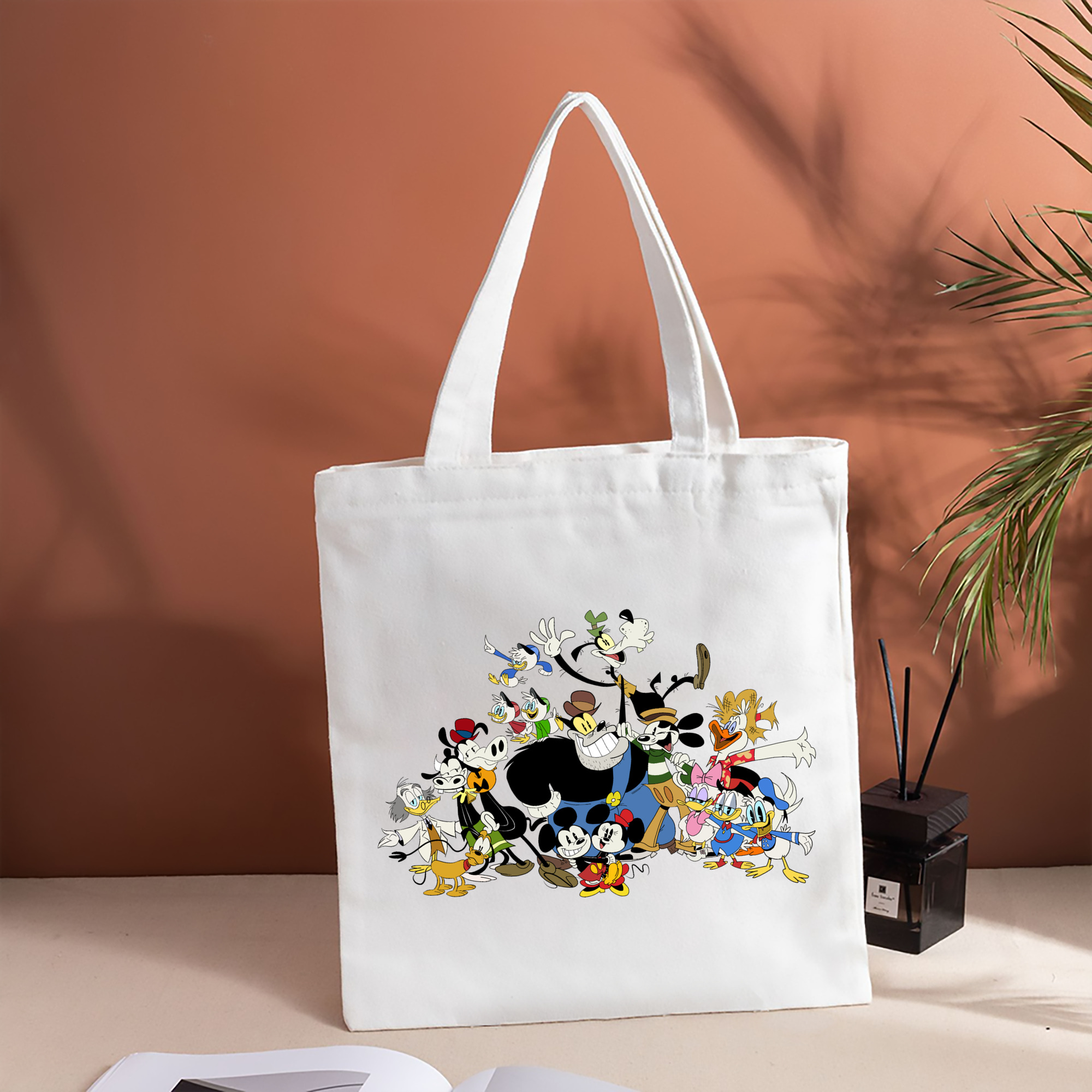 ミッキーマウス Mickey Mouse 縦型キャンバス生地手提げバッグ　トートバッグ