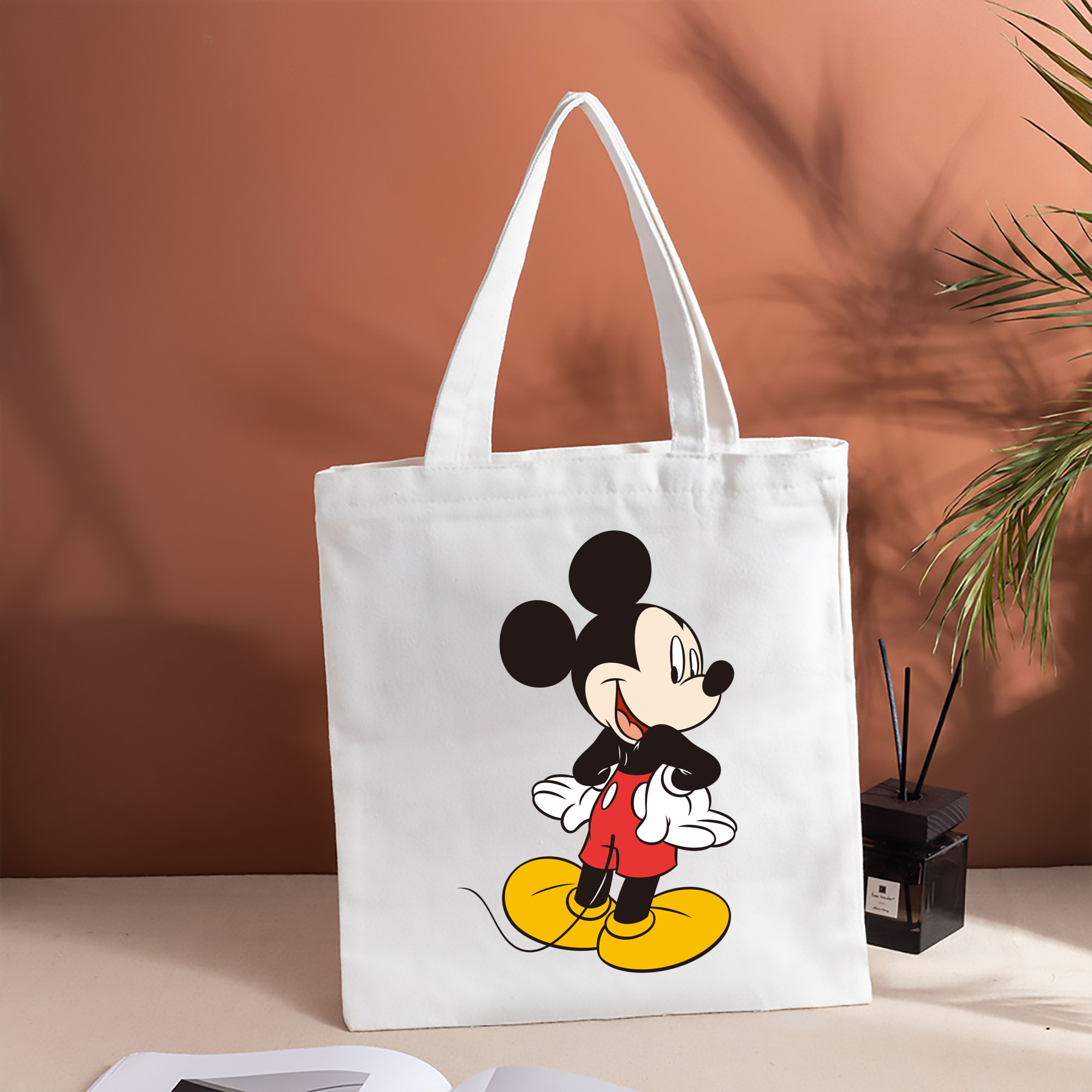 ミッキーマウス Mickey Mouse 縦型キャンバス生地手提げバッグ　トートバッグ