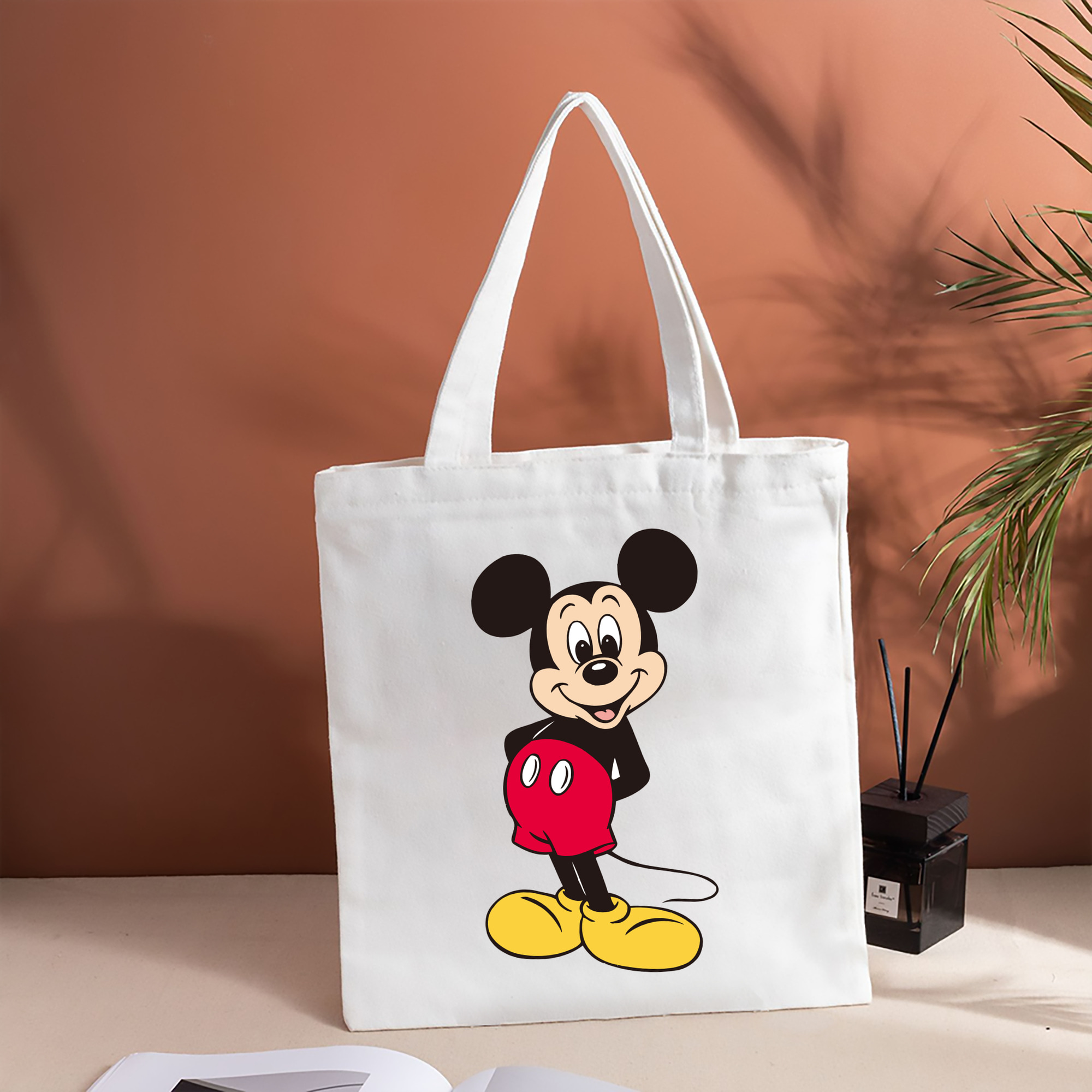 ミッキーマウス Mickey Mouse 縦型キャンバス生地手提げバッグ　トートバッグ