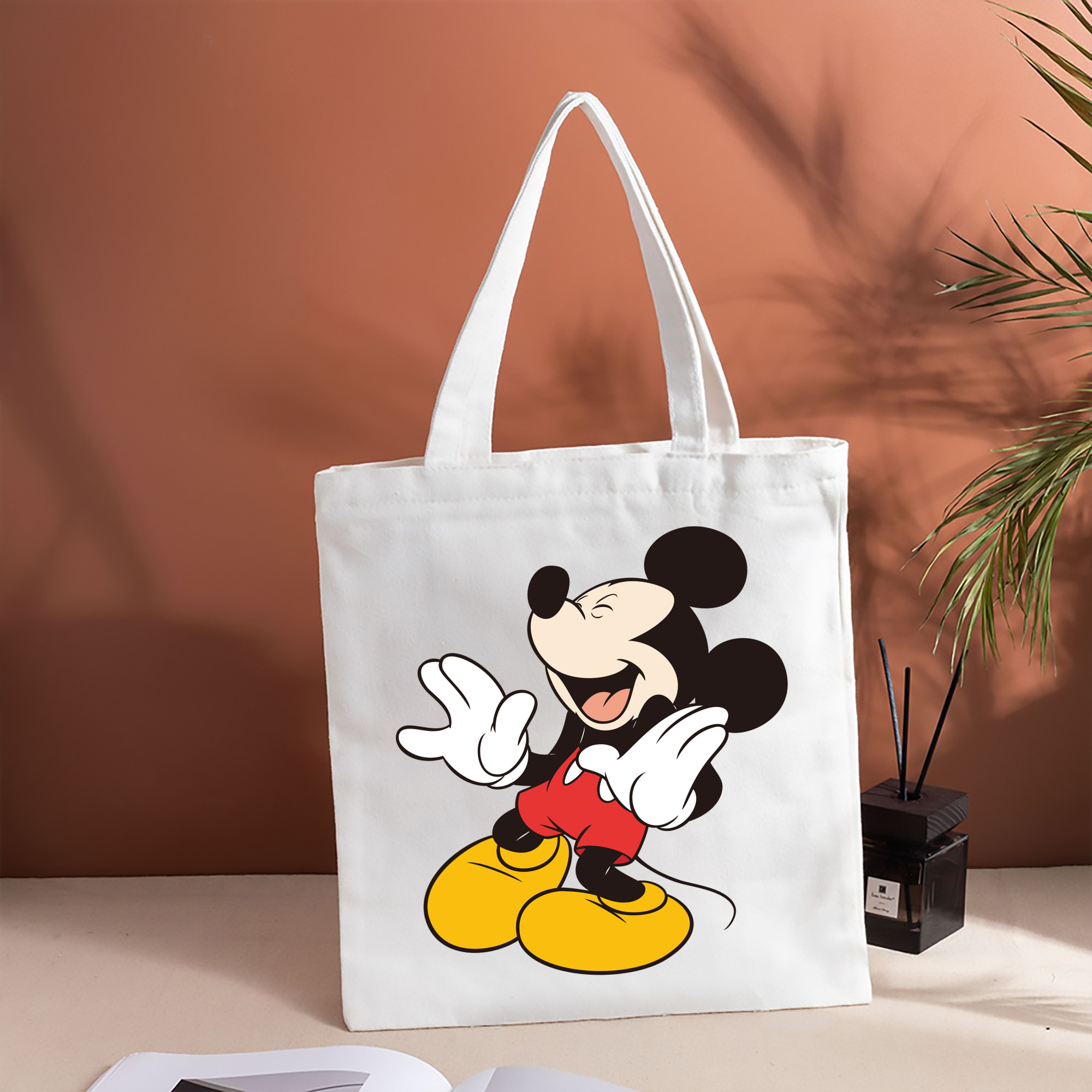 ミッキーマウス Mickey Mouse 縦型キャンバス生地手提げバッグ　トートバッグ