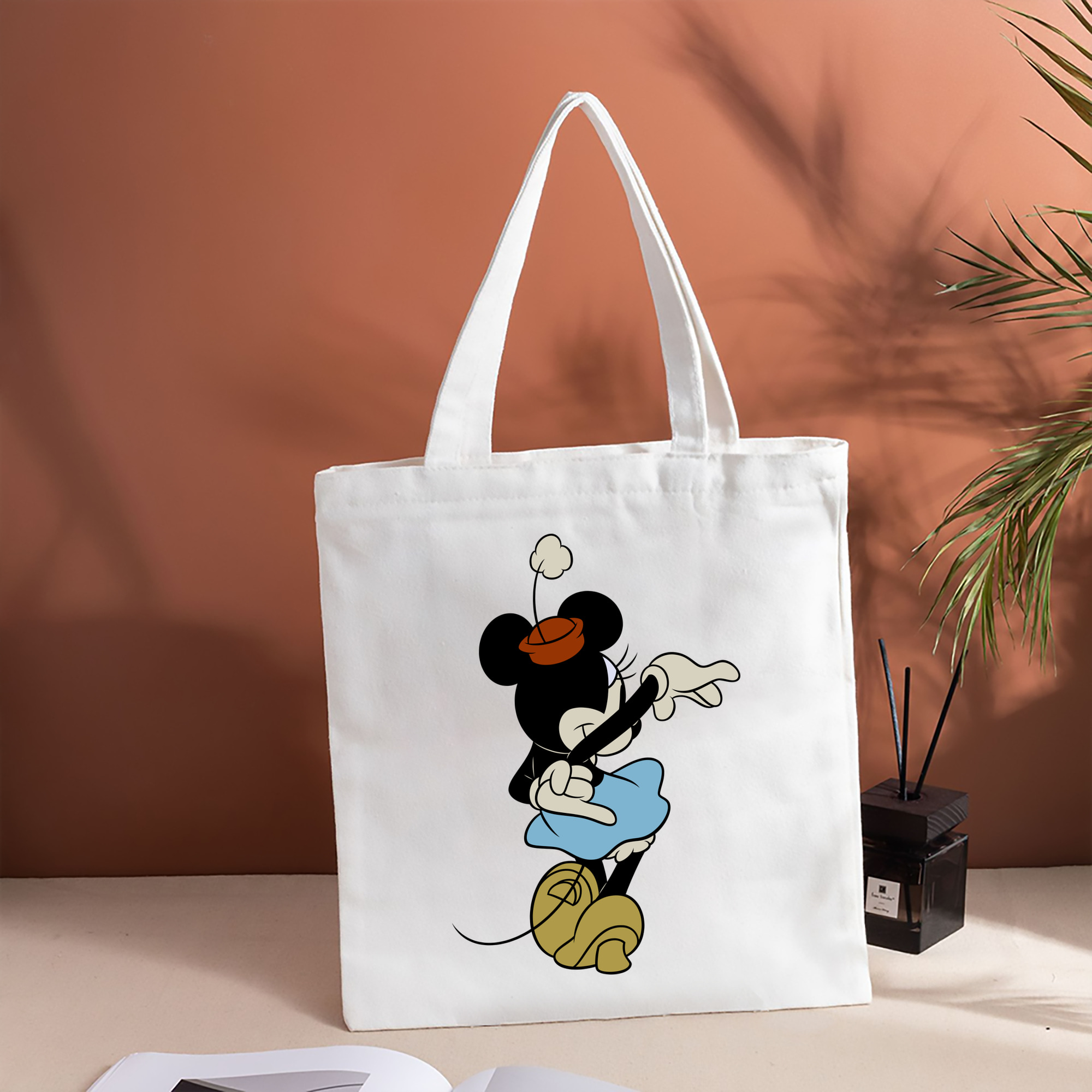 ミッキーマウス Mickey Mouse 縦型キャンバス生地手提げバッグ　トートバッグ