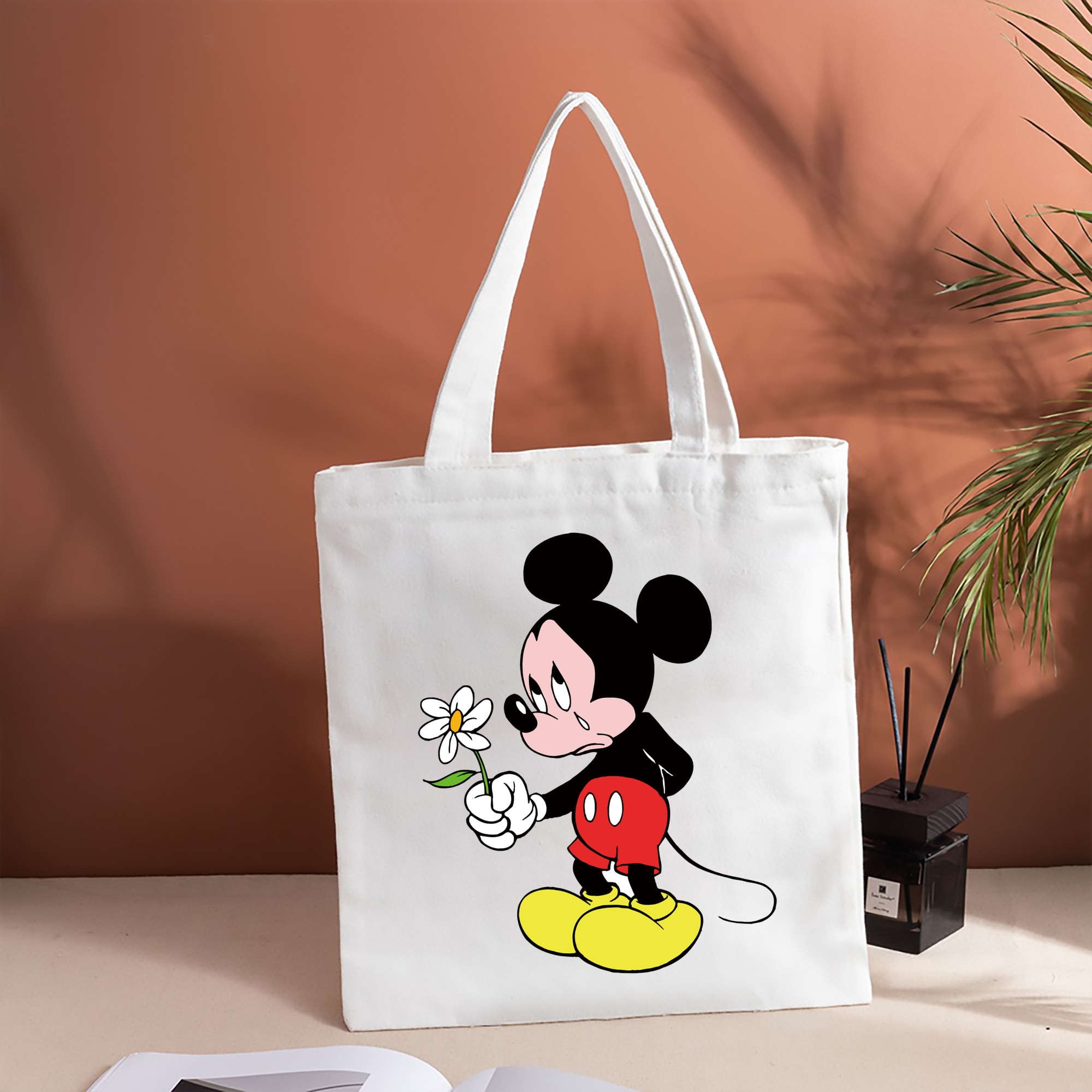 ミッキーマウス Mickey Mouse 縦型キャンバス生地手提げバッグ　トートバッグ