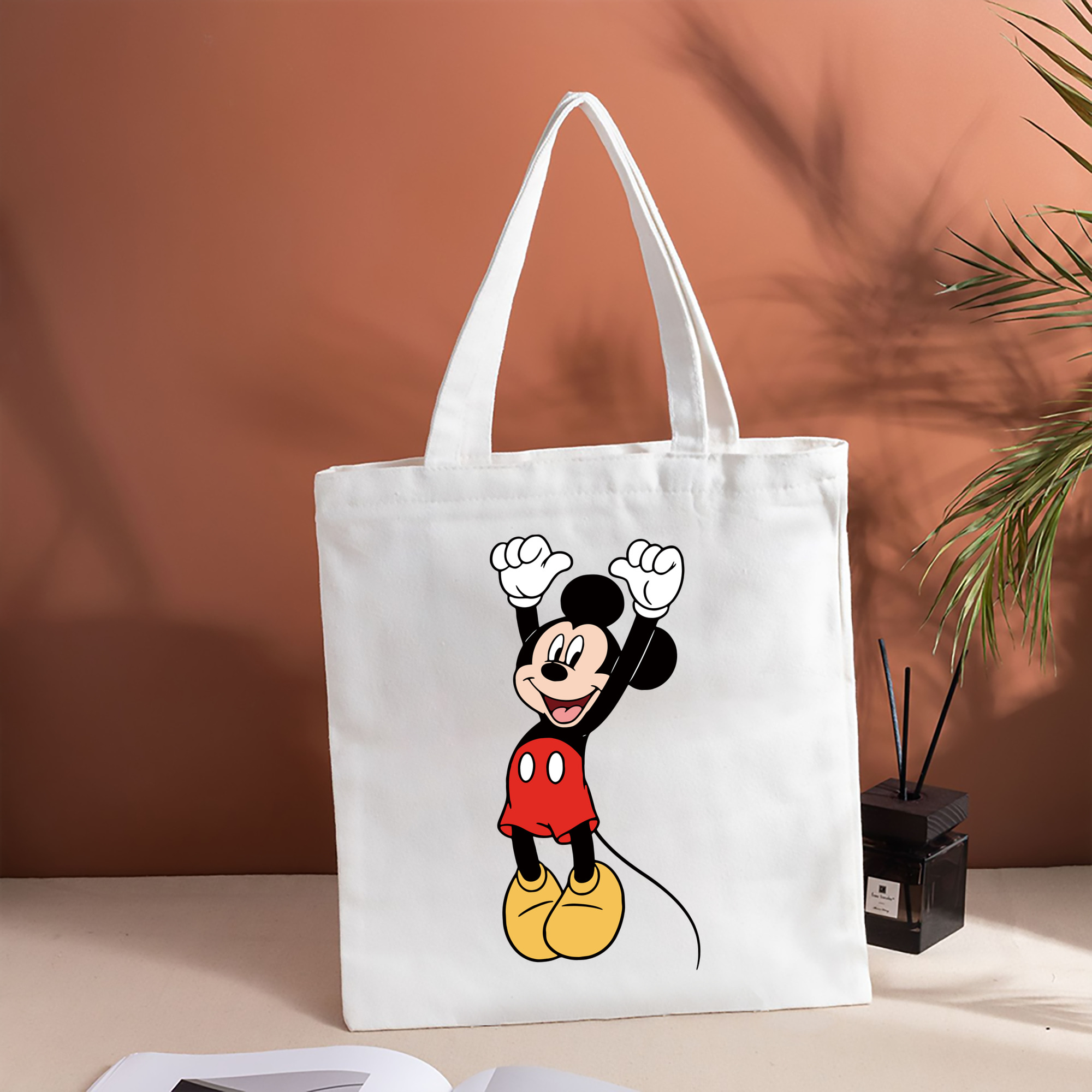 ミッキーマウス Mickey Mouse 縦型キャンバス生地手提げバッグ　トートバッグ