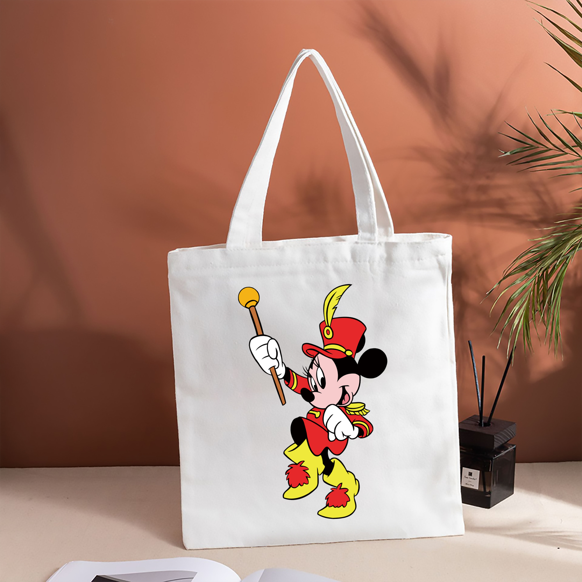 ミッキーマウス Mickey Mouse 縦型キャンバス生地手提げバッグ　トートバッグ