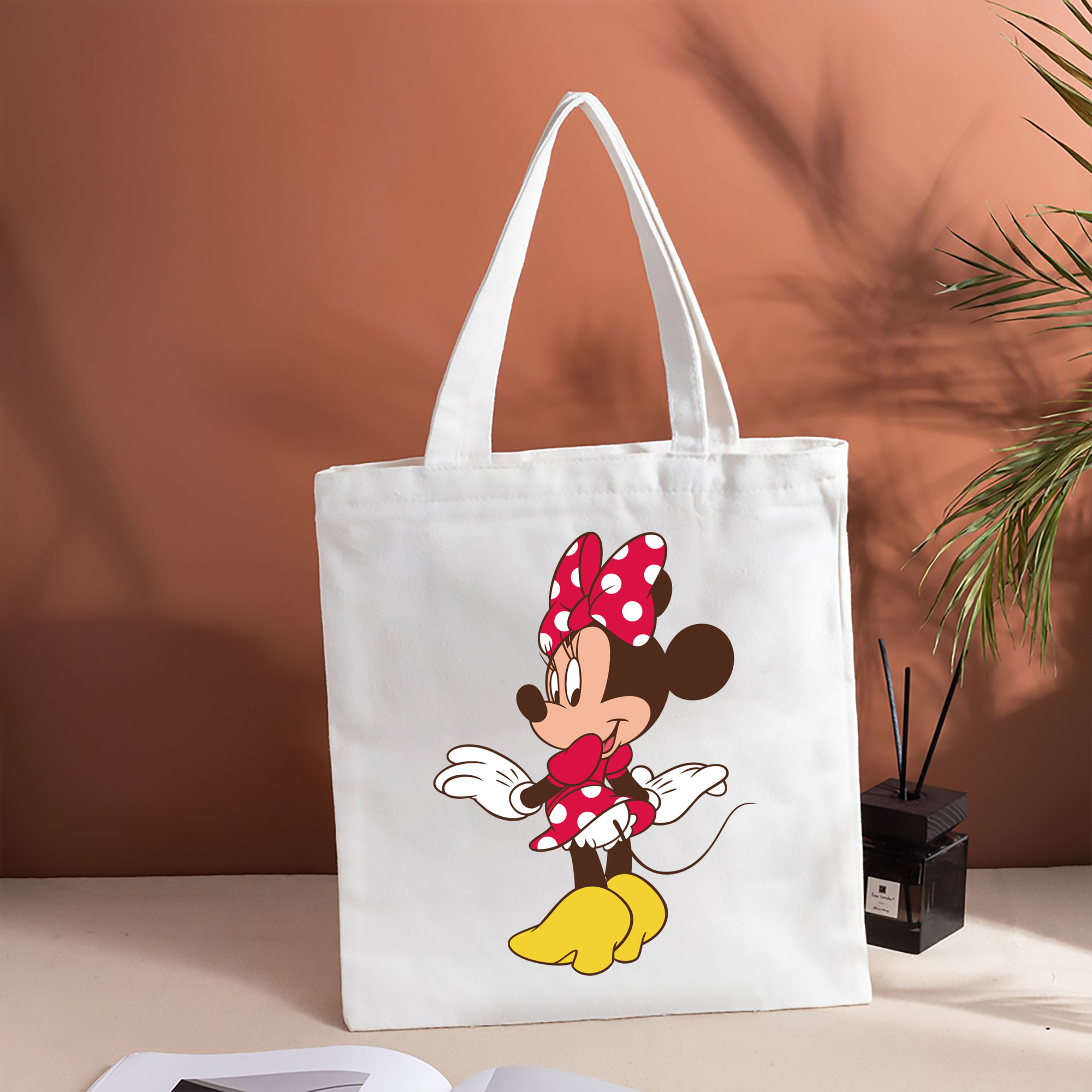 ミッキーマウス Mickey Mouse 縦型キャンバス生地手提げバッグ　トートバッグ