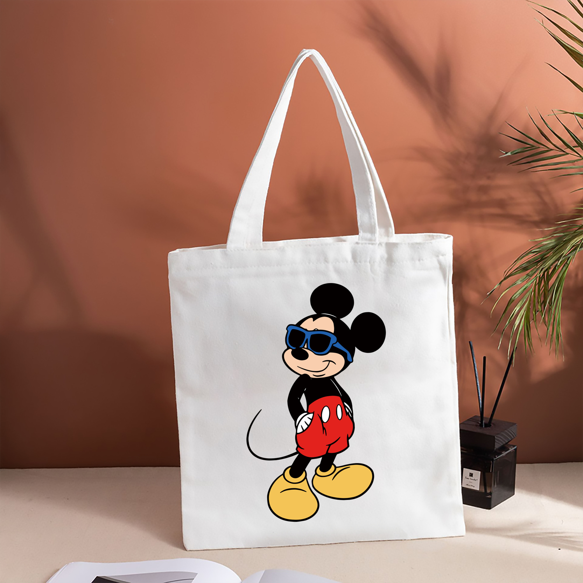 ミッキーマウス Mickey Mouse 縦型キャンバス生地手提げバッグ　トートバッグ