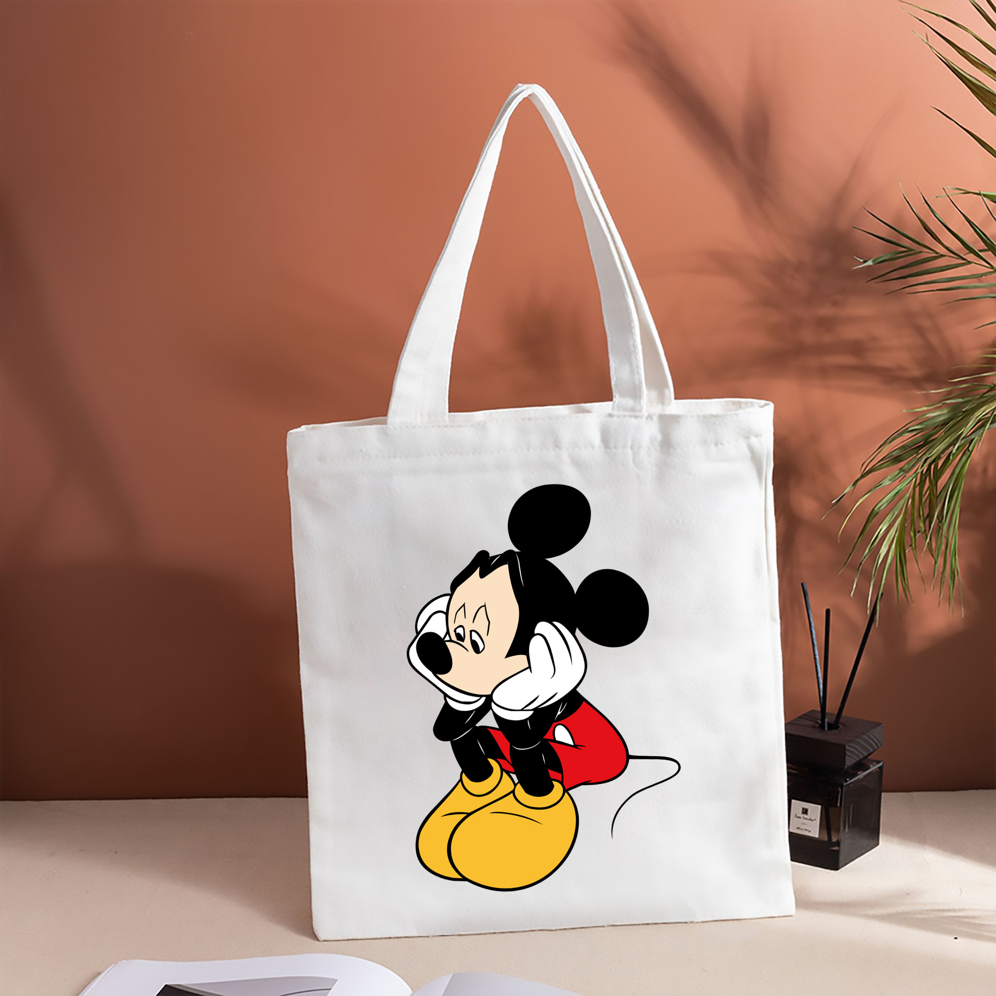 ミッキーマウス Mickey Mouse 縦型キャンバス生地手提げバッグ　トートバッグ