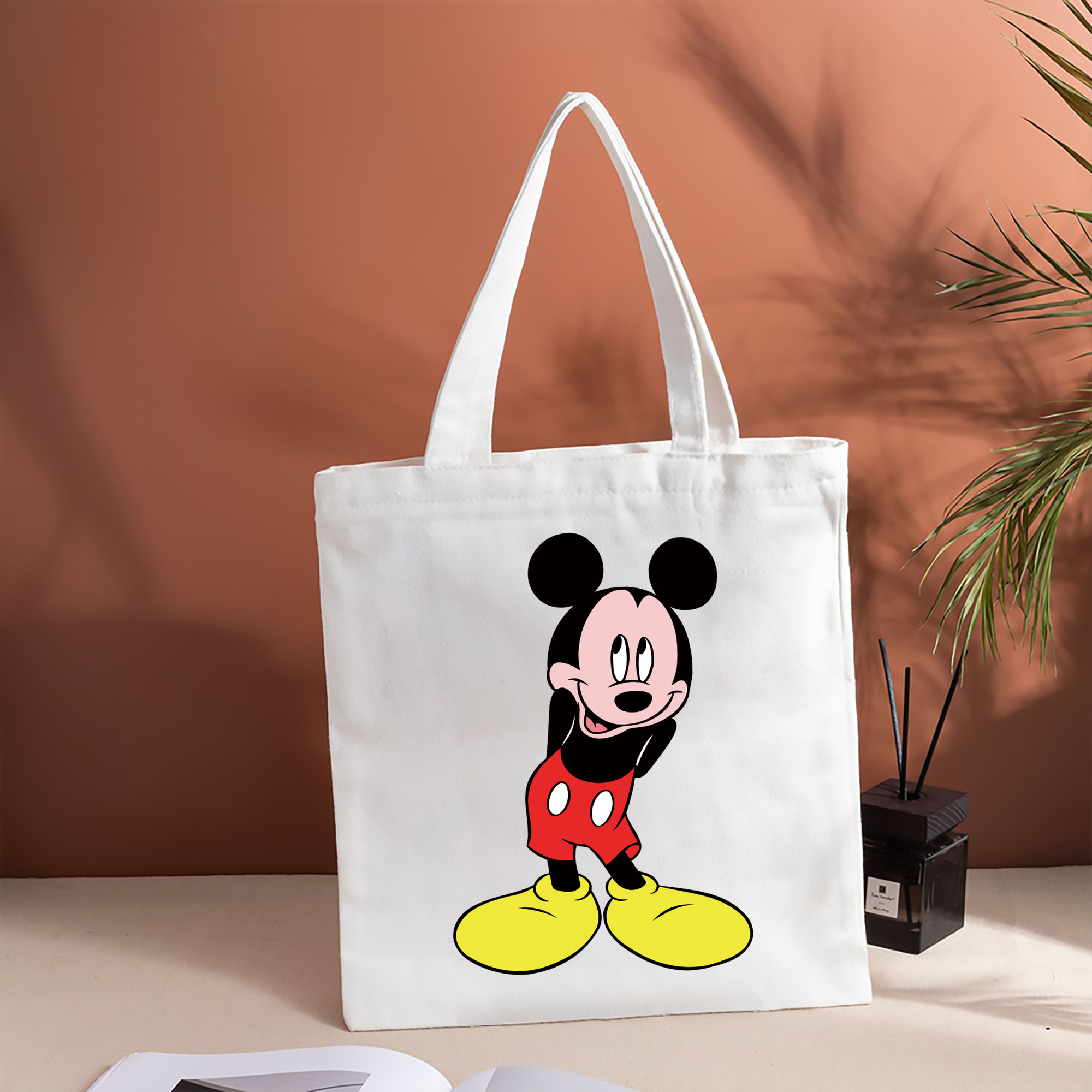 ミッキーマウス Mickey Mouse 縦型キャンバス生地手提げバッグ　トートバッグ