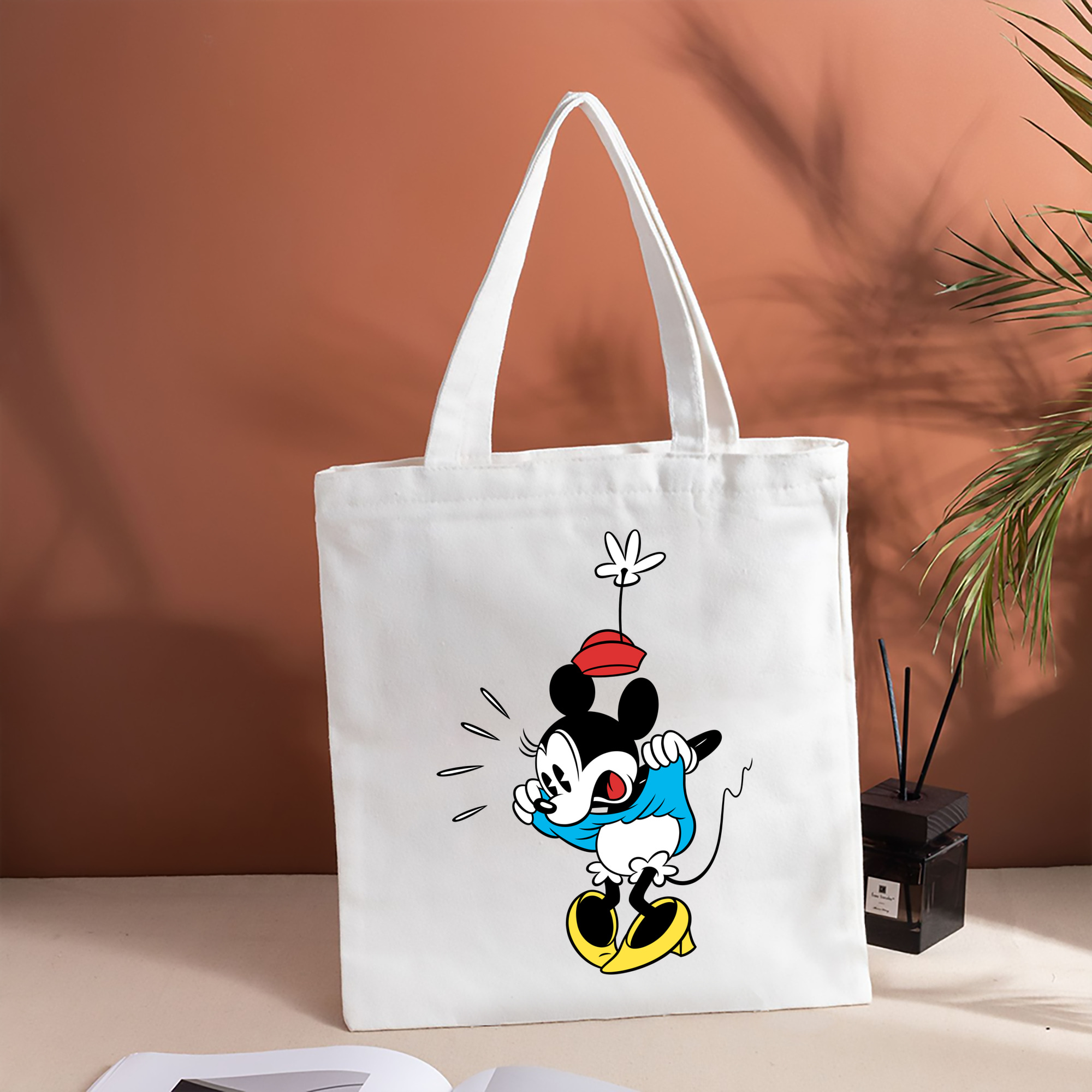 ミッキーマウス Mickey Mouse 縦型キャンバス生地手提げバッグ　トートバッグ
