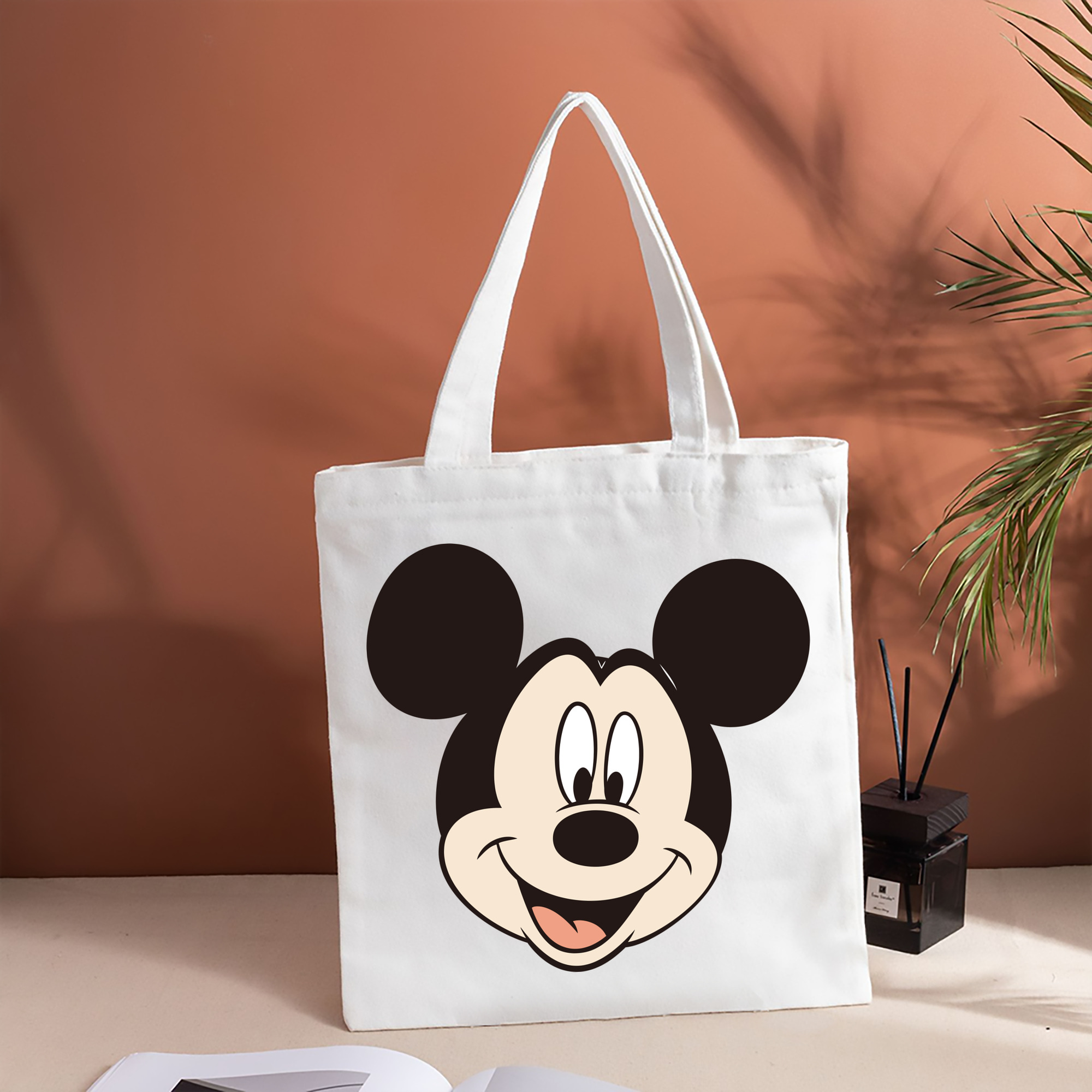 ミッキーマウス Mickey Mouse 縦型キャンバス生地手提げバッグ　トートバッグ